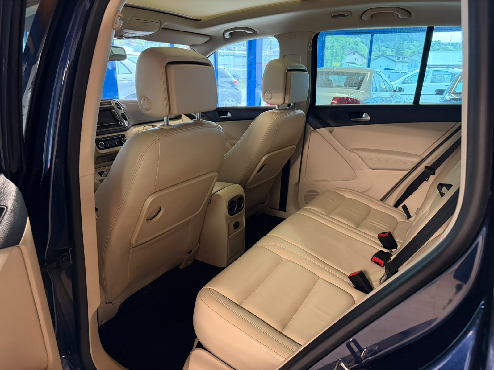 VW Tiguan 2.0 TDI BlueMotion Track&Field 4Motion DSG-image-20