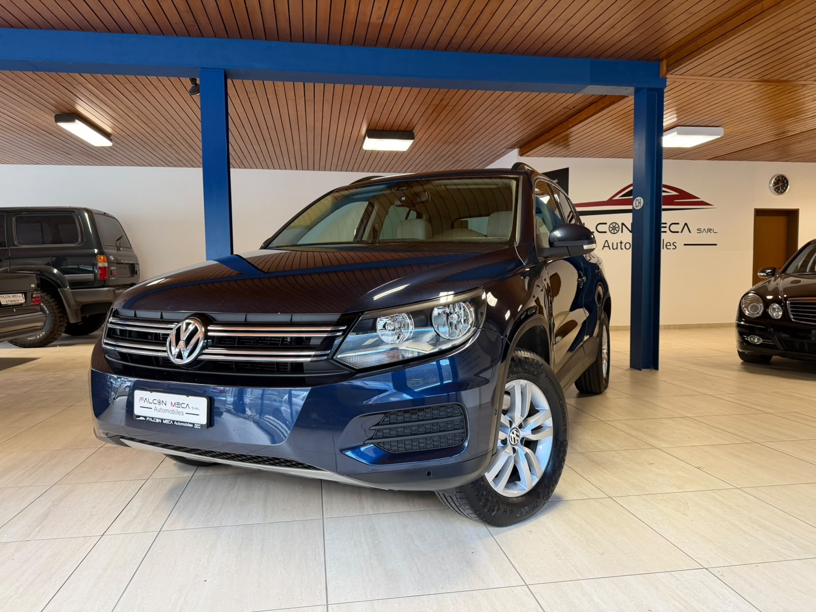 VW Tiguan 2.0 TDI BlueMotion Track&Field 4Motion DSG-image-2