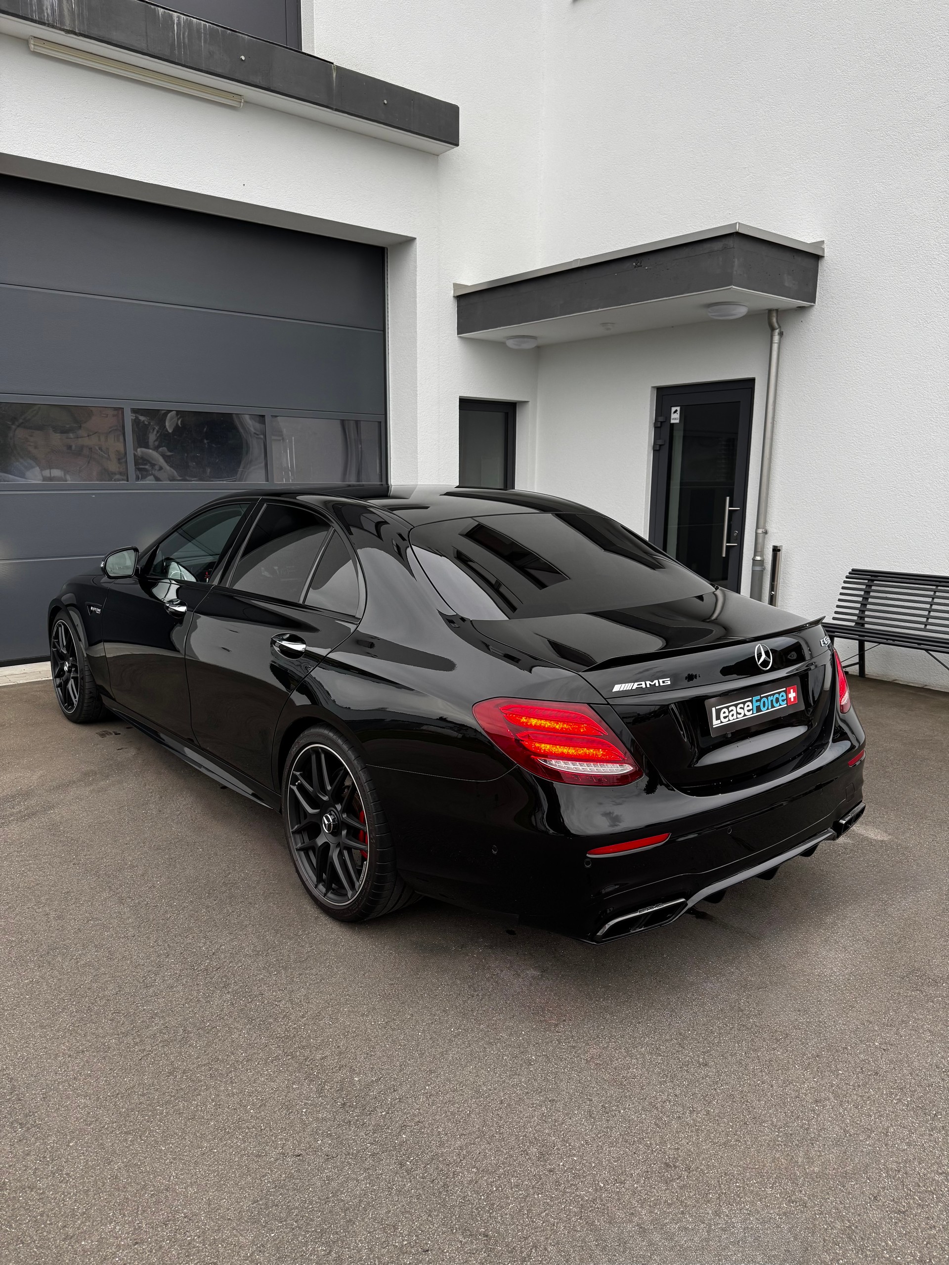 MERCEDES-BENZ E 63 AMG S 4Matic Speedshift MCT-image-5