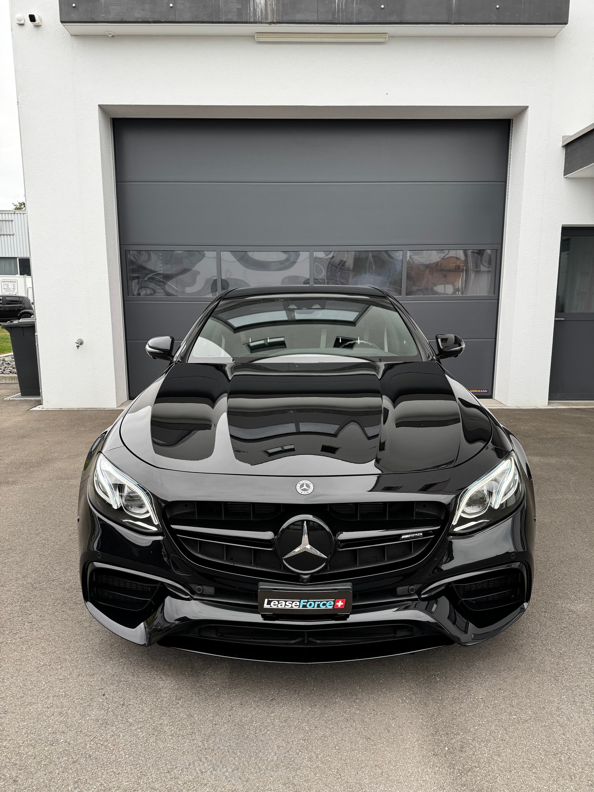 MERCEDES-BENZ E 63 AMG S 4Matic Speedshift MCT-image-1