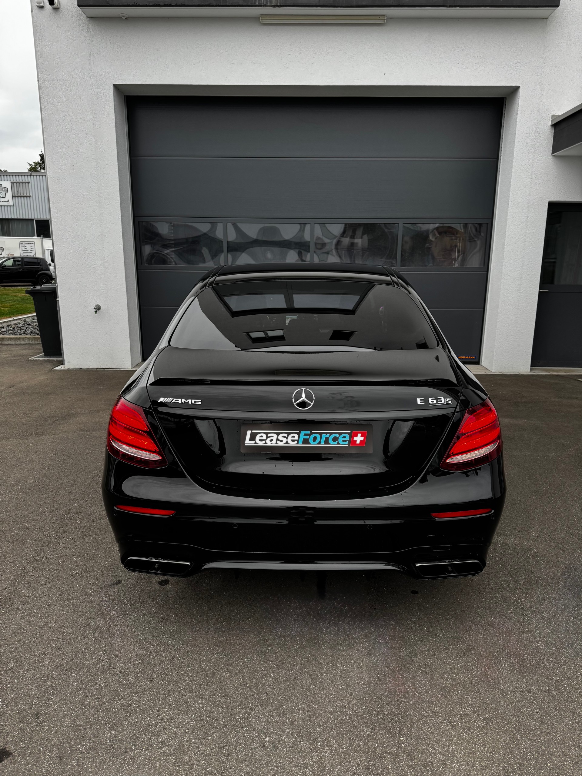 MERCEDES-BENZ E 63 AMG S 4Matic Speedshift MCT-image-4