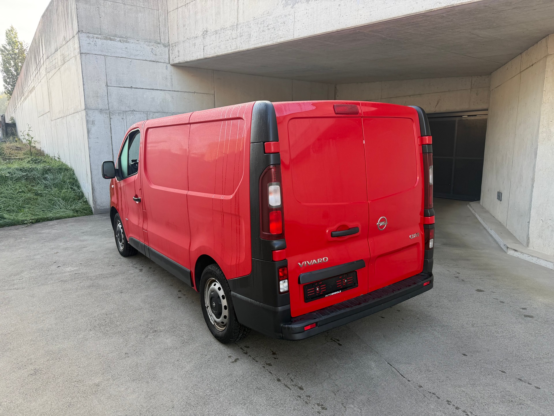 OPEL Vivaro 1.6 CDTI 2.9t L1H1-image-1