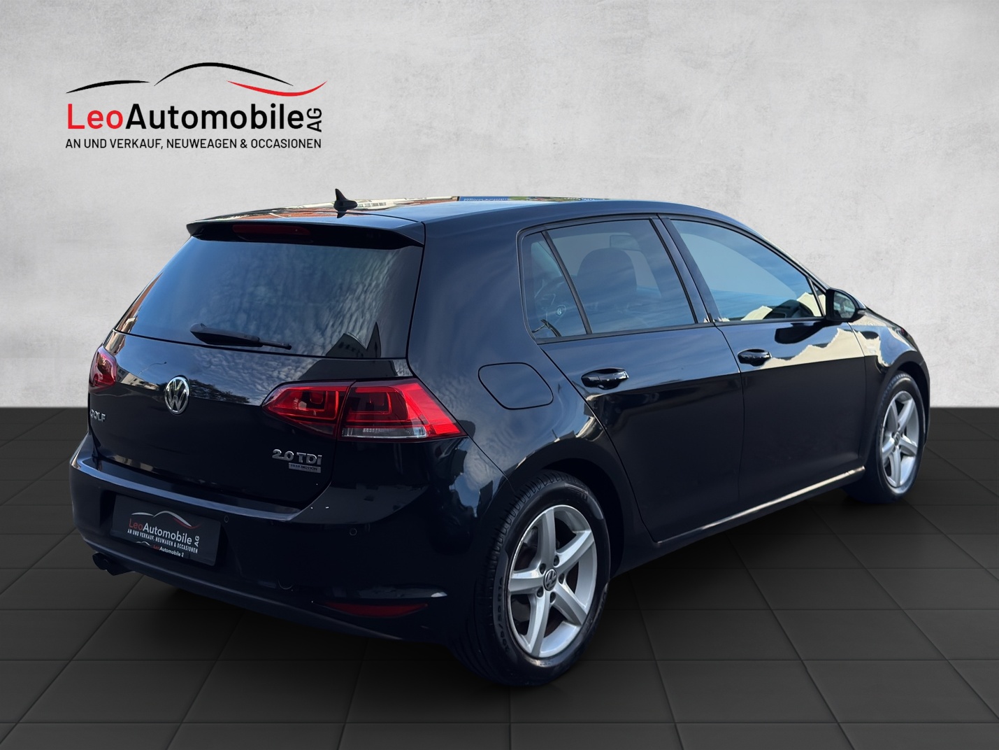 VW Golf 2.0 TDI Comfortline DSG-image-2