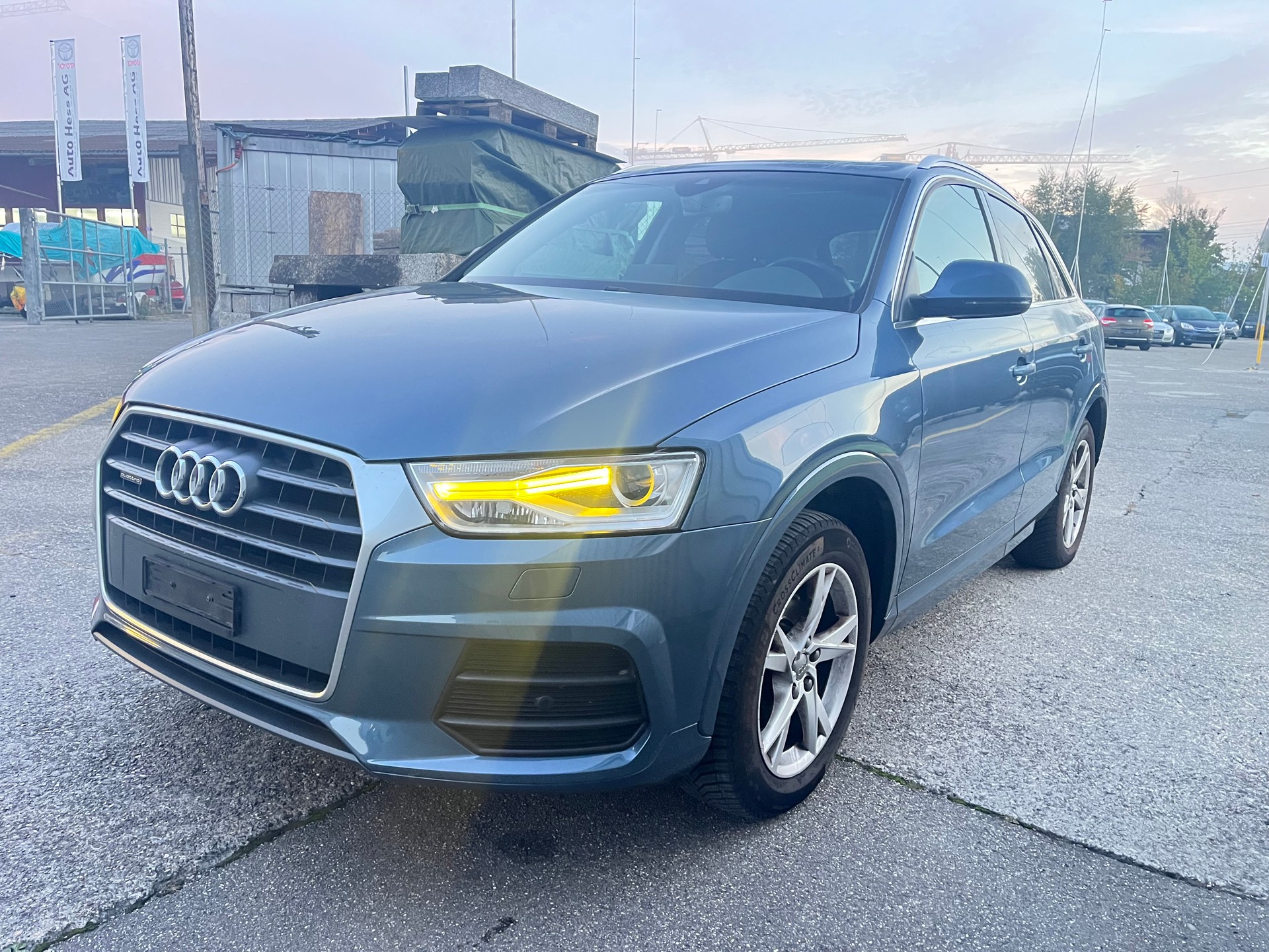 AUDI Q3 2.0 TDI sport quattro S-tronic-image-0