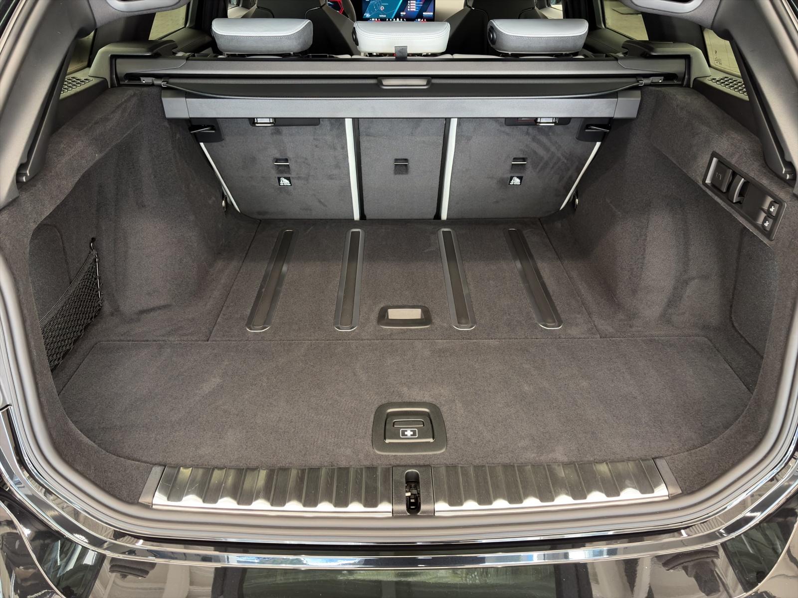 BMW 3er Reihe G81 Touring M3 Competition xDrive-image-18