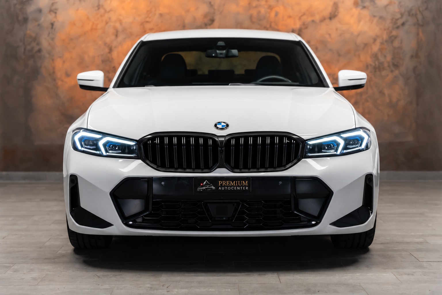 BMW 330i xDrive Steptronic M Sport Pro *Facelift*Leder*Head-Up*360°Kamera*-image-3