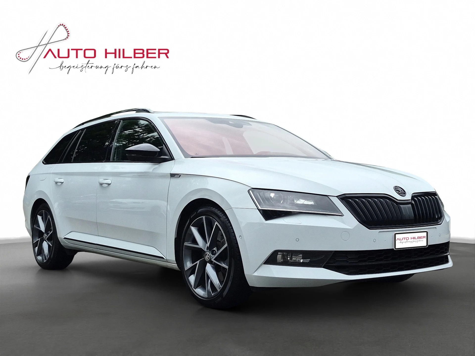 SKODA Superb Combi 2.0 TSI SportLine+ DSG 4x4 *Anhängerkupplung*-image-14