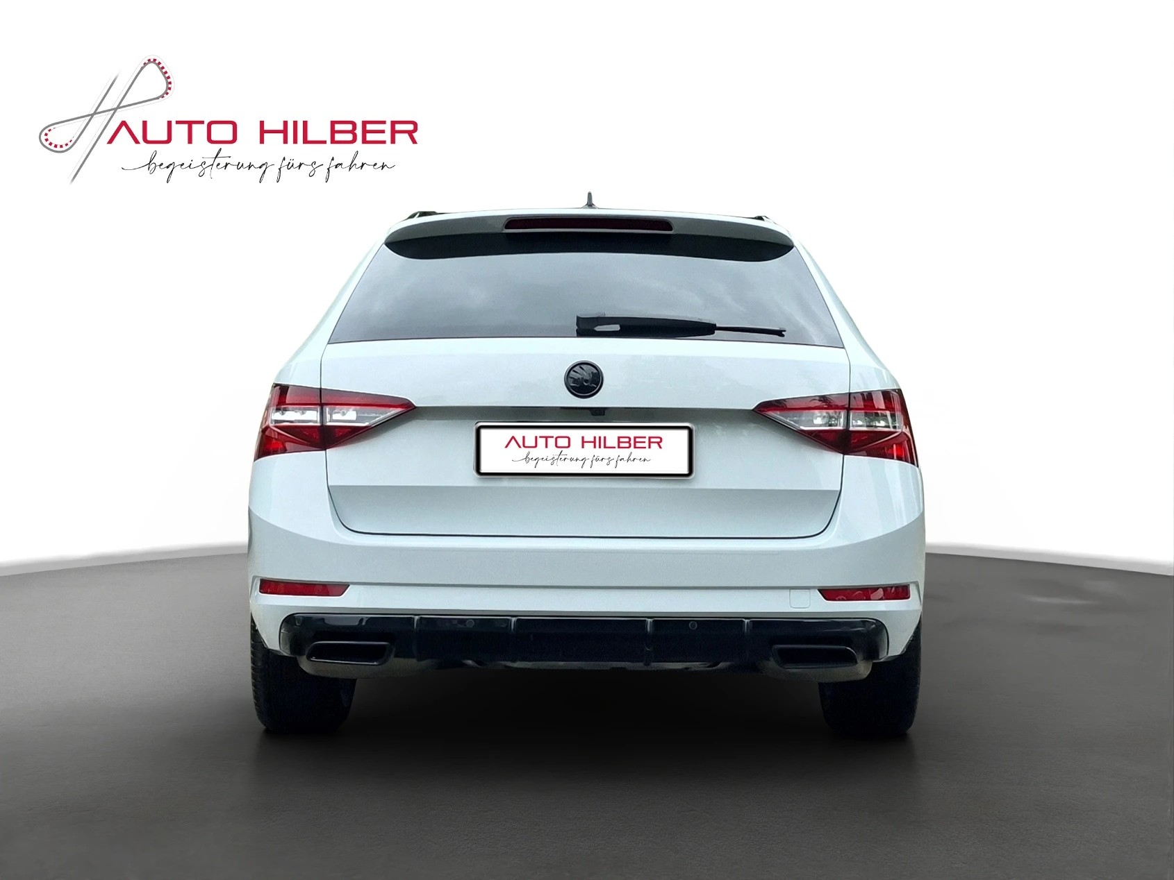 SKODA Superb Combi 2.0 TSI SportLine+ DSG 4x4 *Anhängerkupplung*-image-5