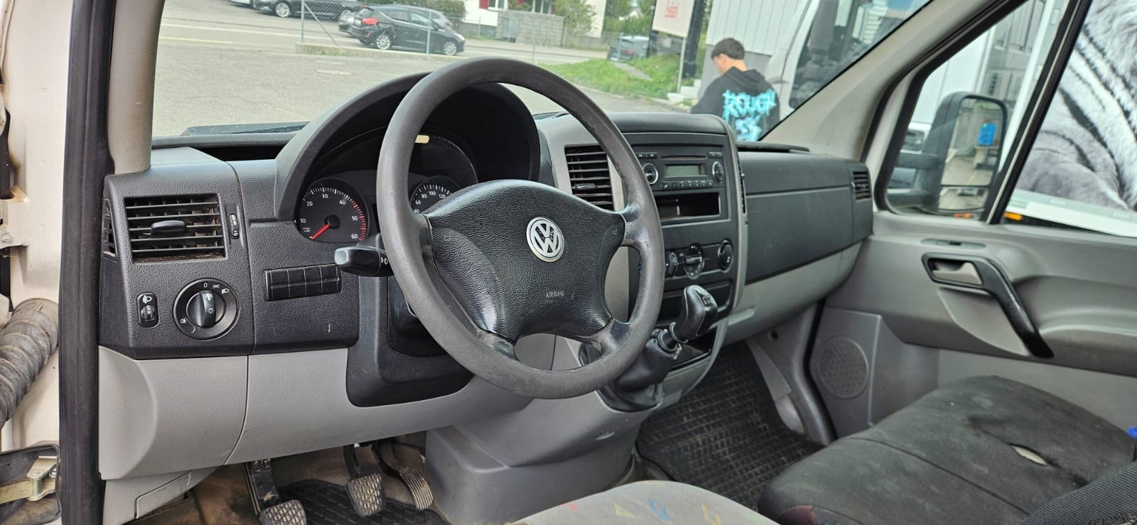 VW Crafter 35 2.5 BlueTDI 136 PS-image-6