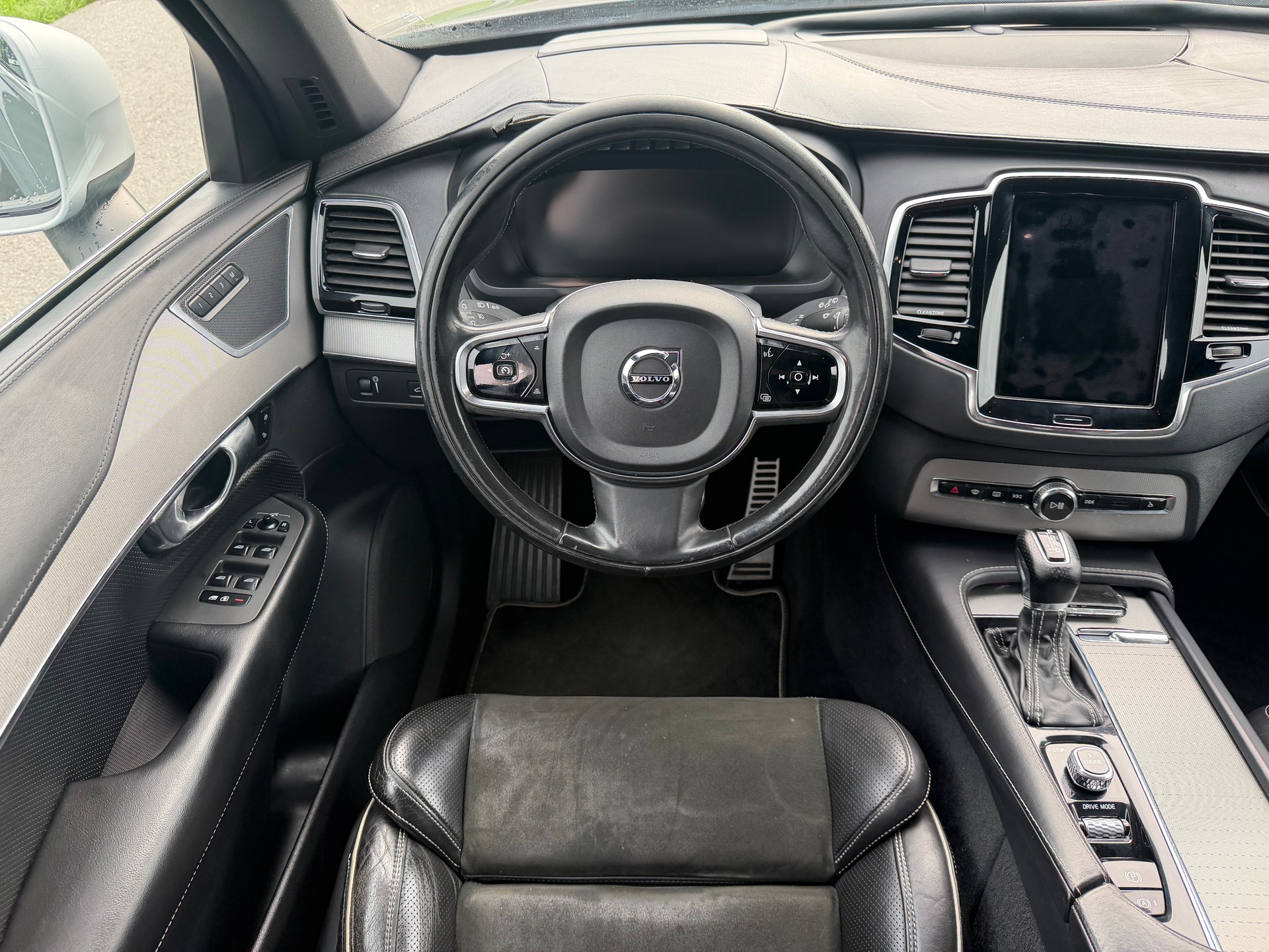 VOLVO XC90 T6 AWD R-Design Geartronic-image-13