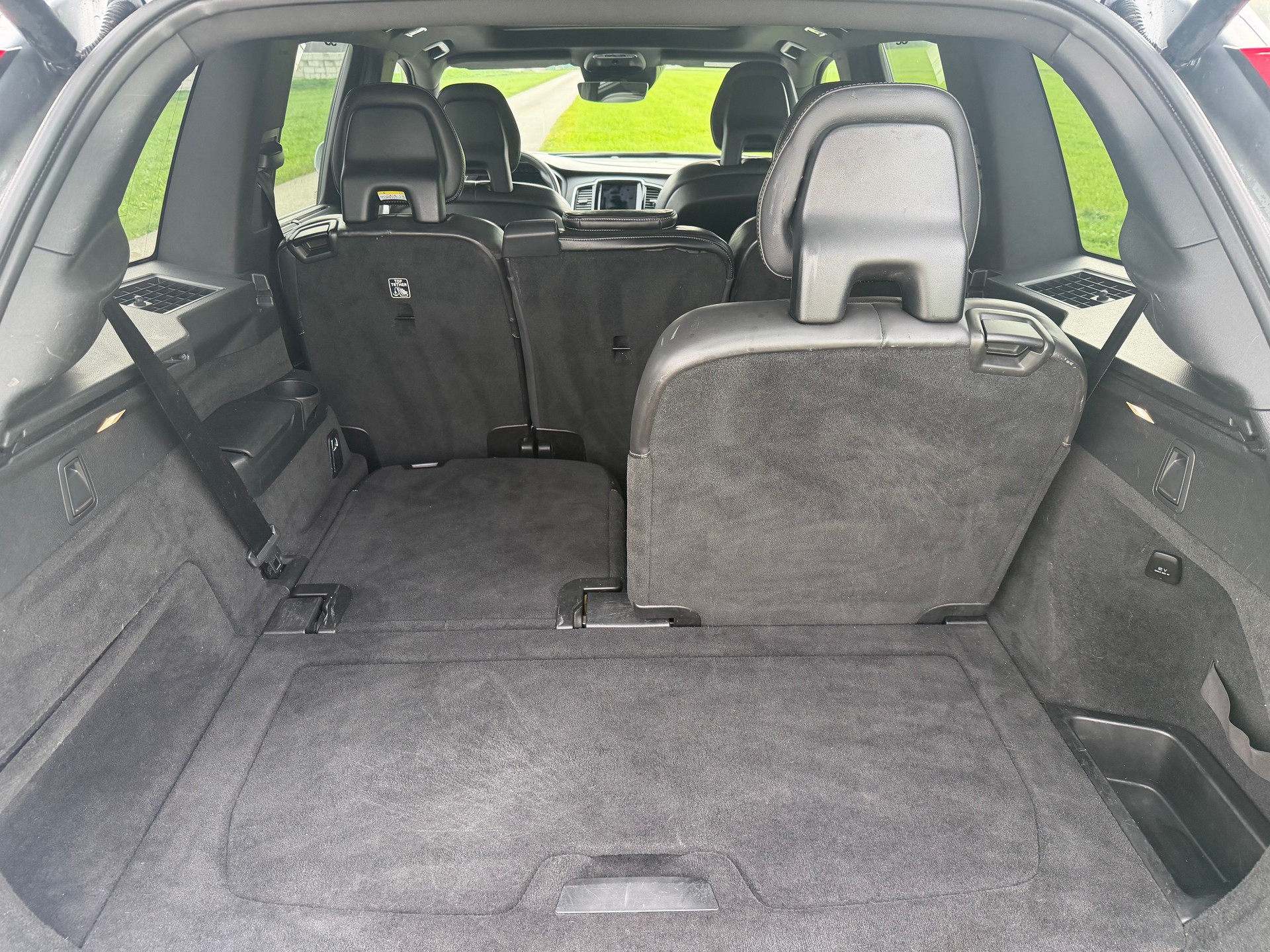 VOLVO XC90 T6 AWD R-Design Geartronic-image-11