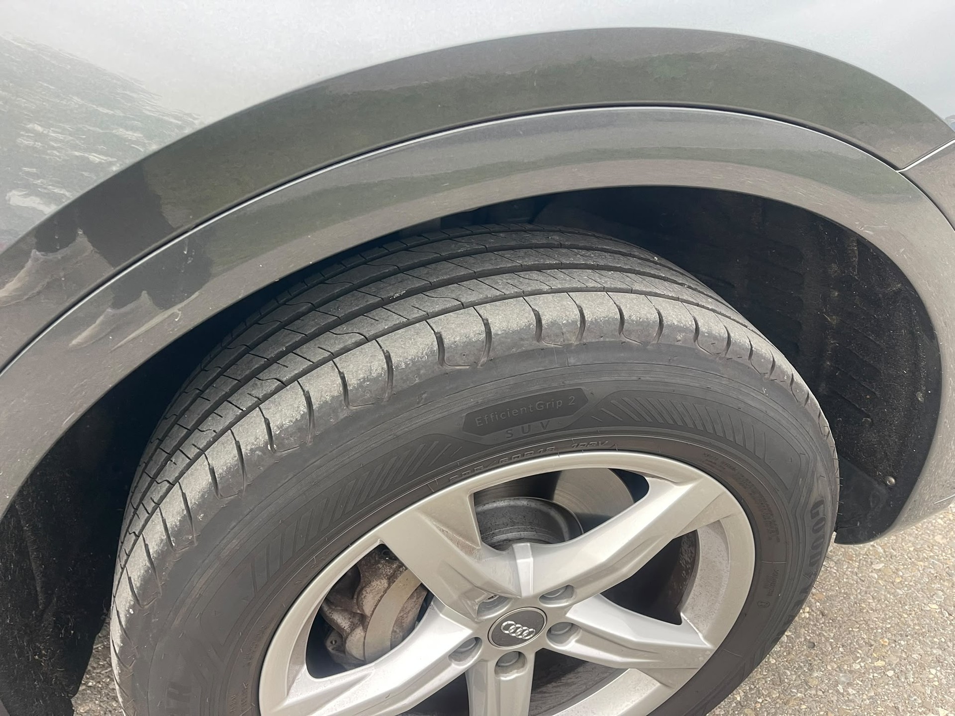 AUDI Q5 40 TDI quattro S-tronic-image-9