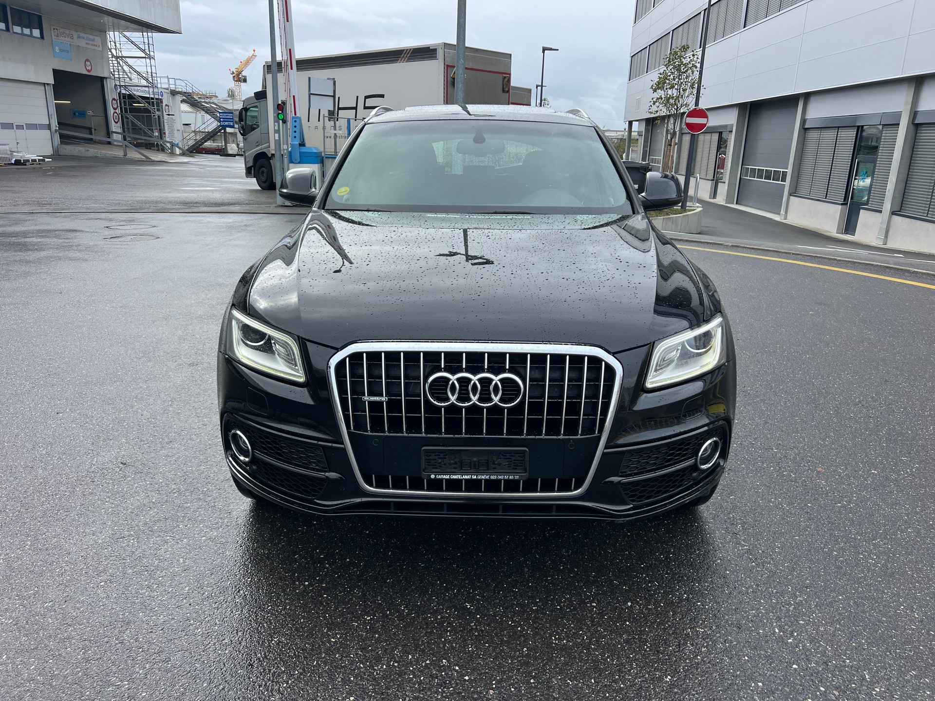AUDI Q5 2.0 TDI quattro S-tronic-image-1