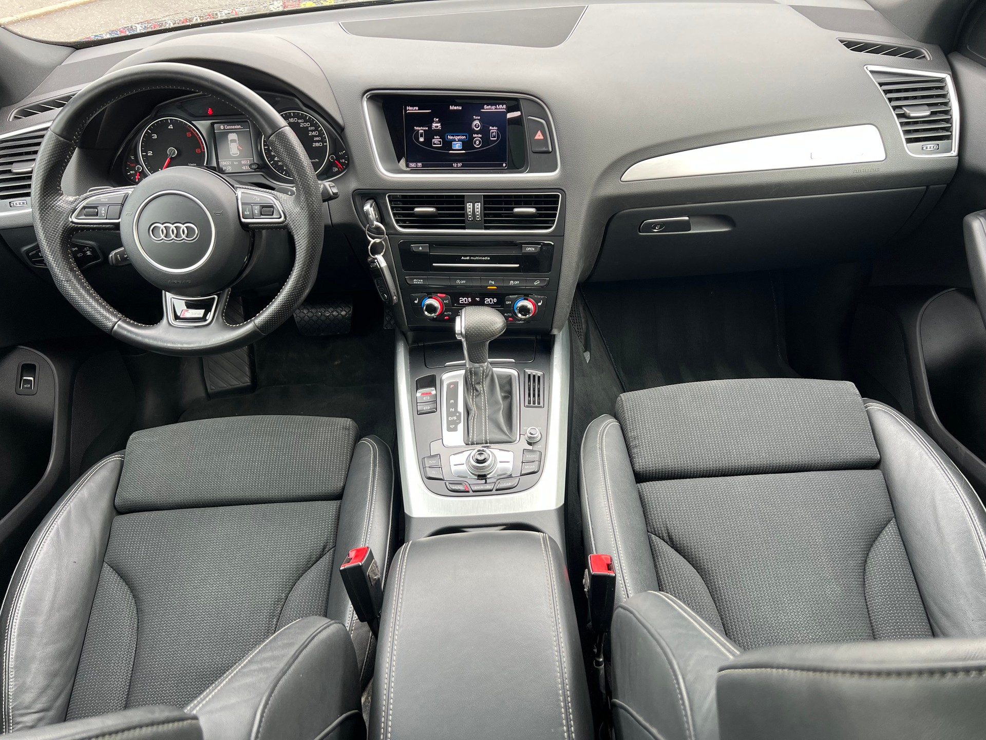 AUDI Q5 2.0 TDI quattro S-tronic-image-10