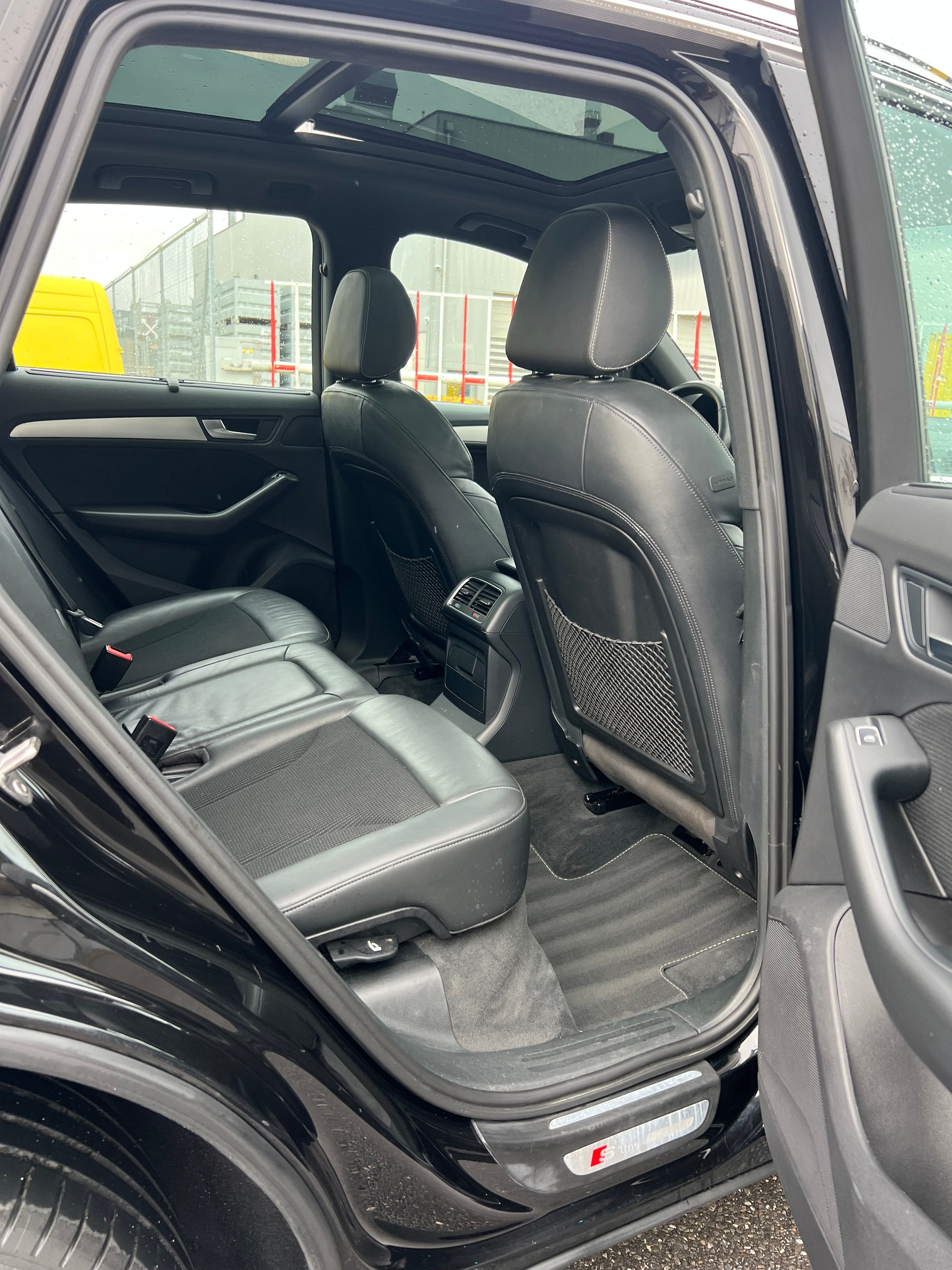 AUDI Q5 2.0 TDI quattro S-tronic-image-14