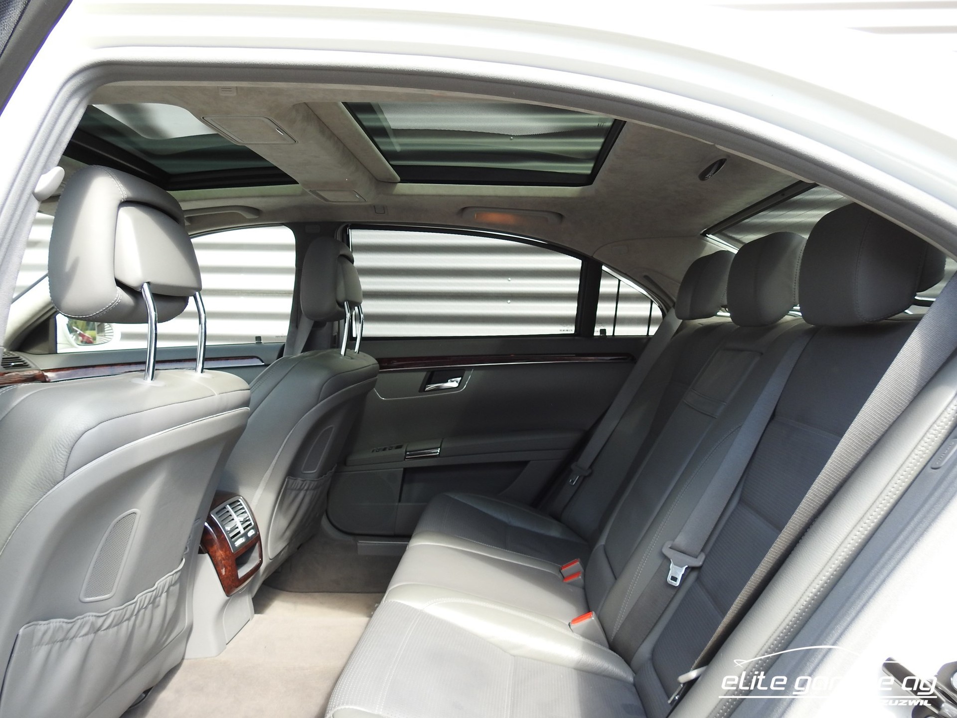 MERCEDES-BENZ S 63 AMG L-image-10