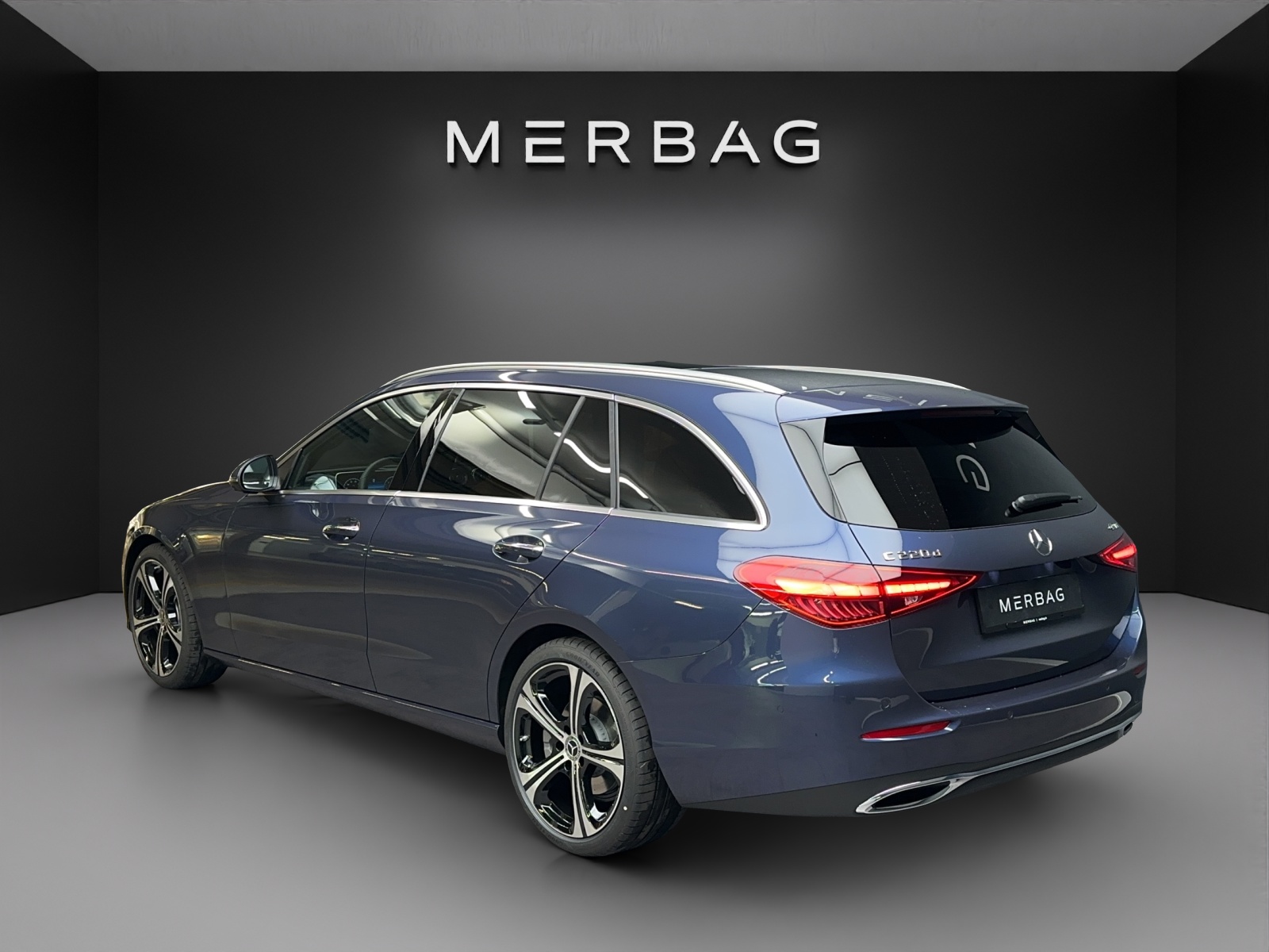 MERCEDES-BENZ C 220 d T Avantgarde 4 Matic Swiss-Star-image-3