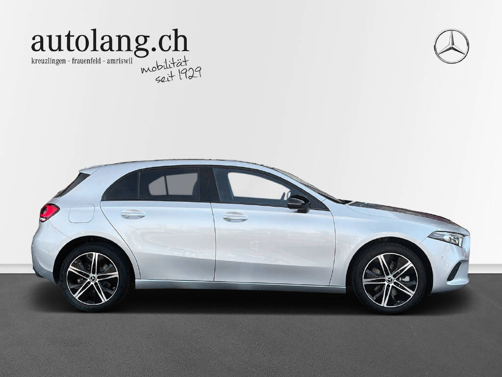 MERCEDES-BENZ A 250 e Progressive-image-1