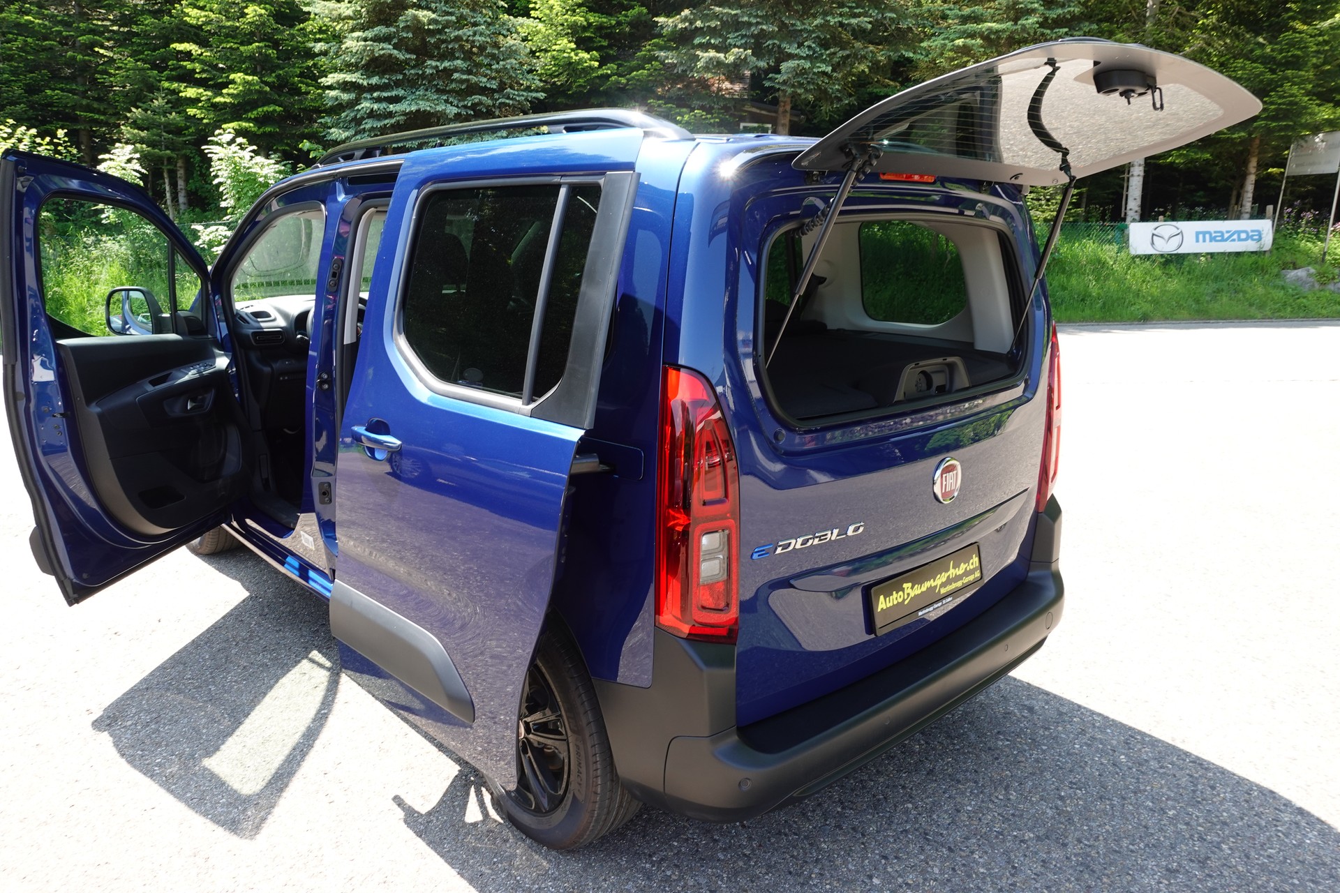 FIAT E-Doblo Elektro 5 Sitzer-image-7