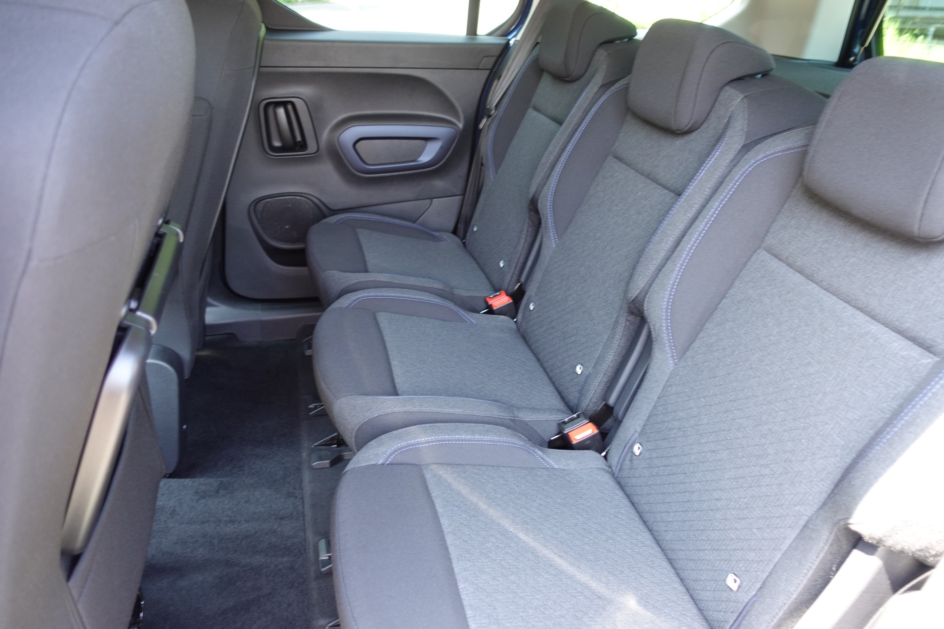 FIAT E-Doblo Elektro 5 Sitzer-image-10
