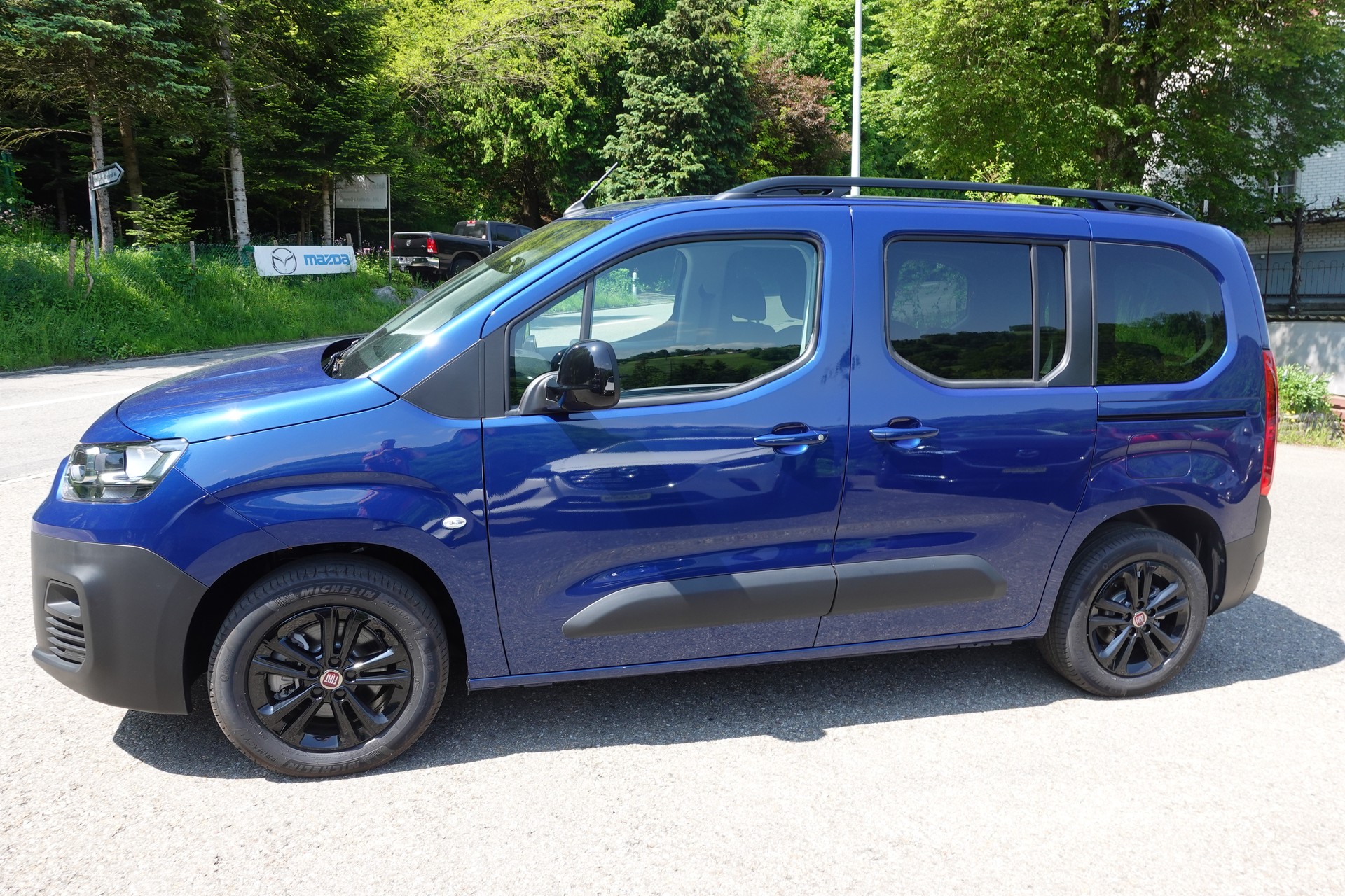 FIAT E-Doblo Elektro 5 Sitzer-image-2