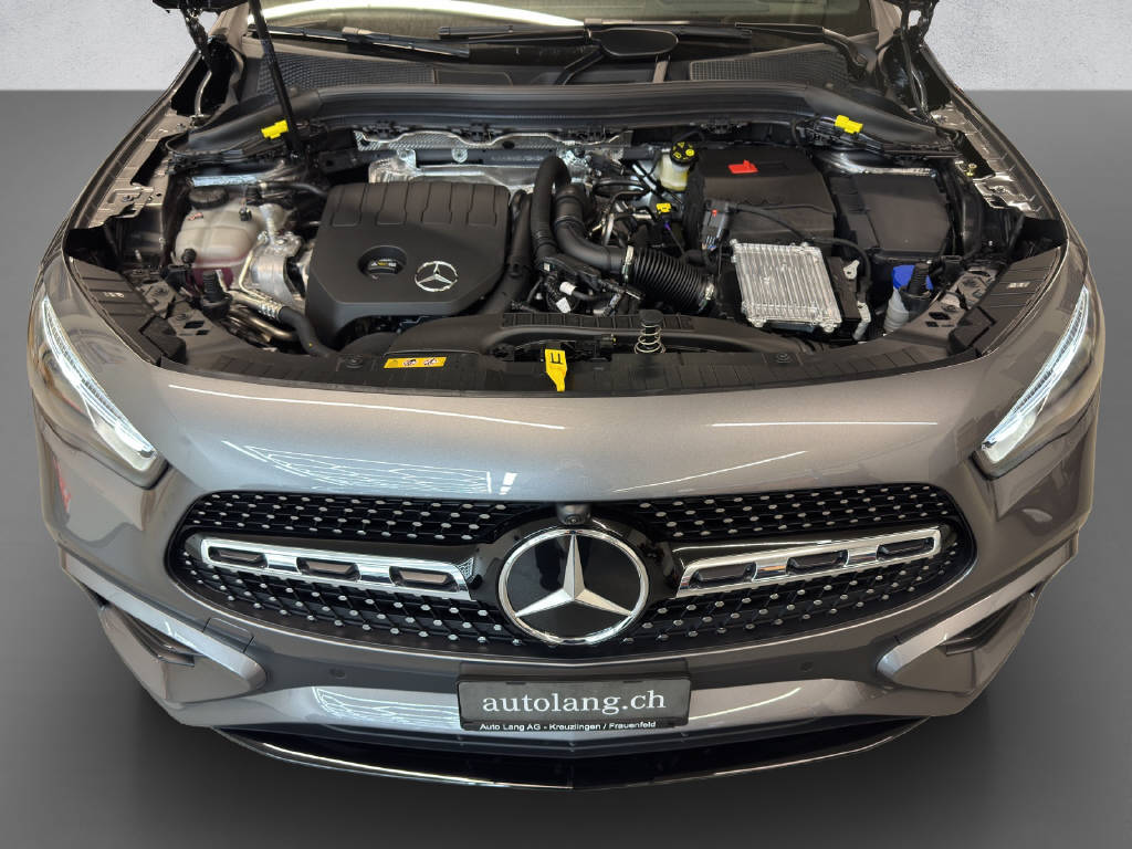 MERCEDES-BENZ GLA 200 AMG Line Night Star-image-9
