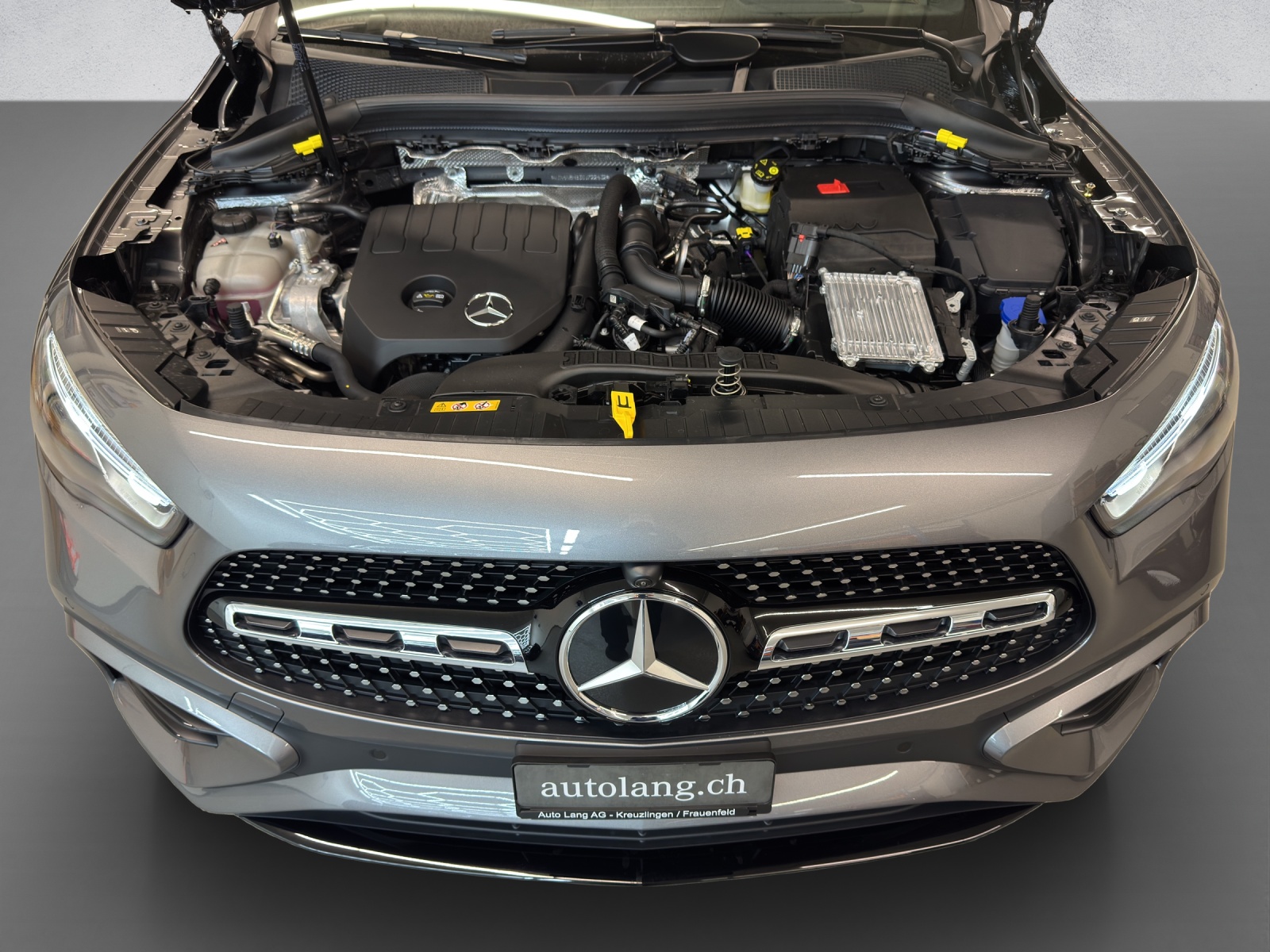 MERCEDES-BENZ GLA 200 AMG Line Night Star-image-8