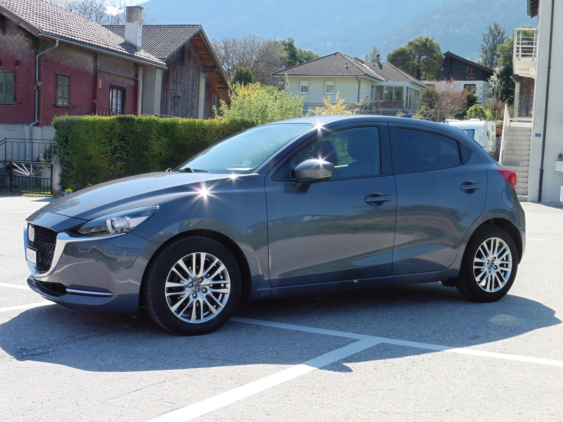 MAZDA 2 SKYACTIV-G 90 Mild Hybrid Revolution-image-3