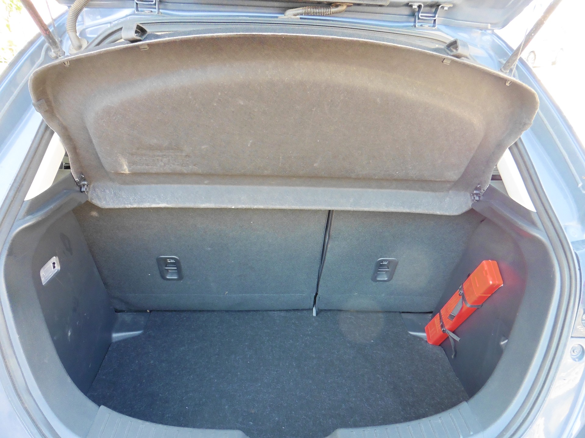 MAZDA 2 SKYACTIV-G 90 Mild Hybrid Revolution-image-14