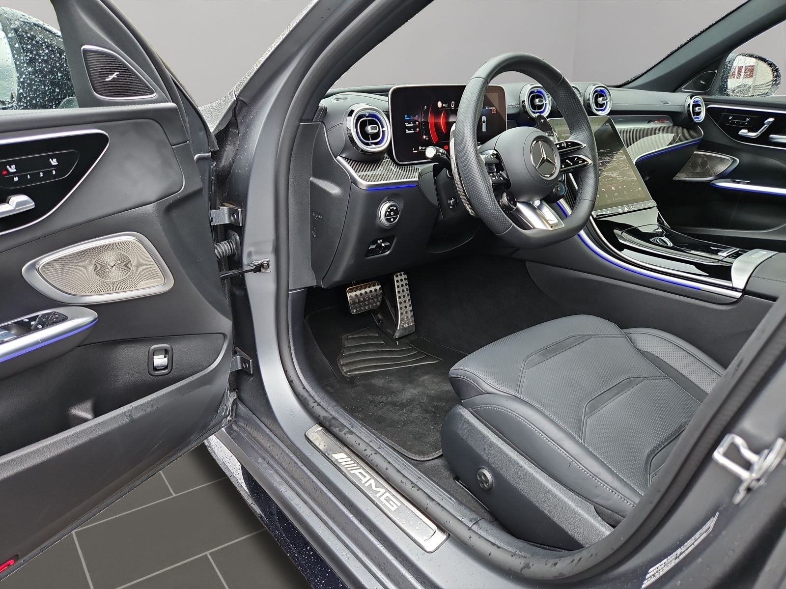 MERCEDES-BENZ C 43 T AMG 4Matic-image-6