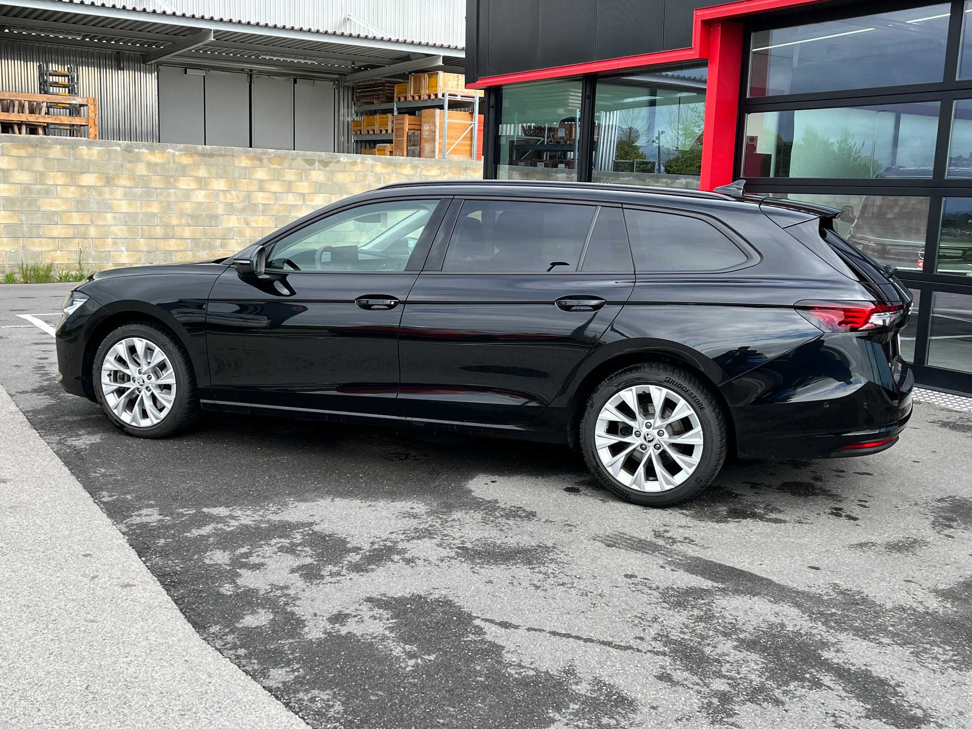 SKODA Superb Combi 2.0 TDi Selection 4x4 DSG-image-8