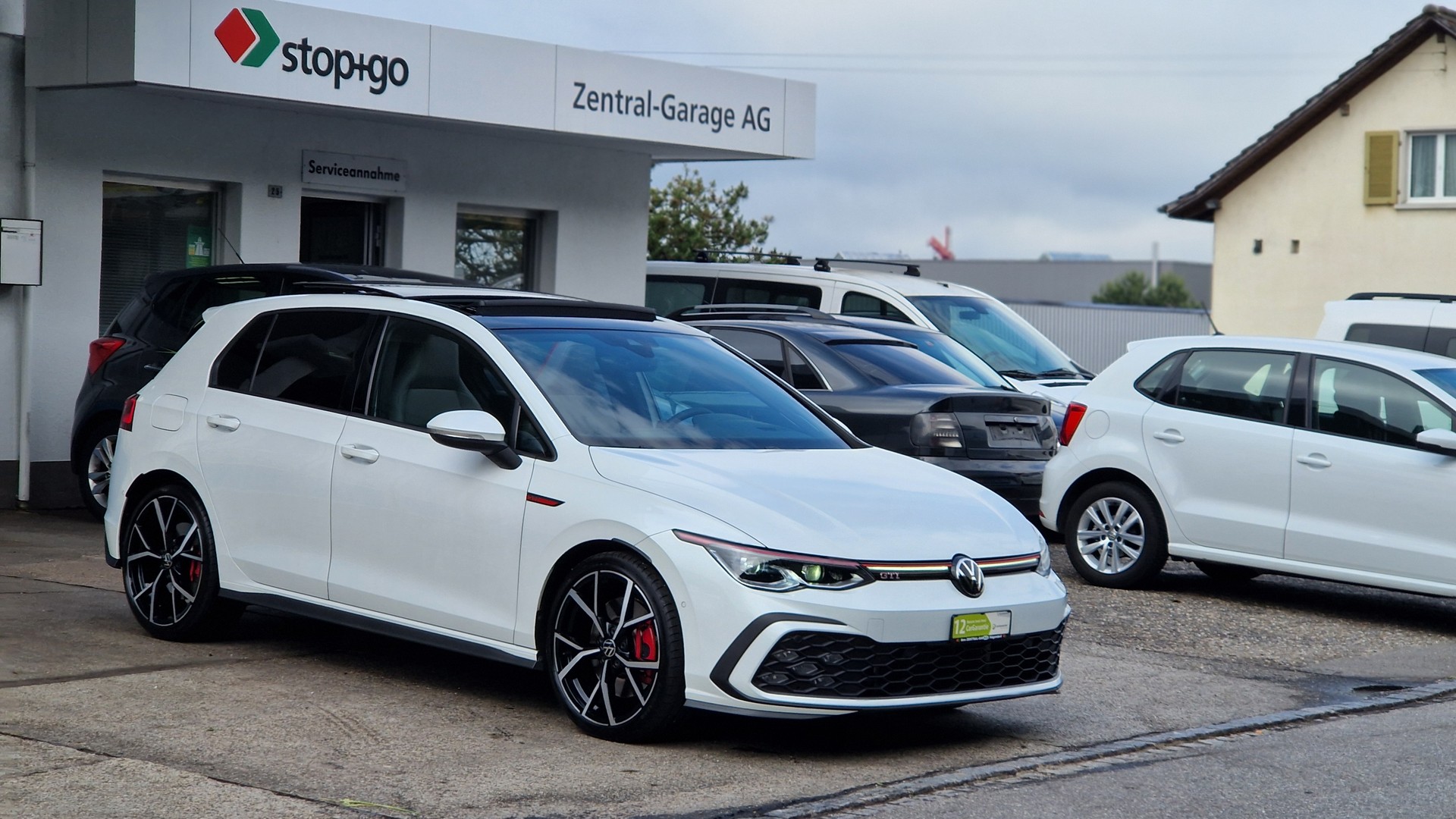 VW Golf 2.0 TSI GTI DSG-image-1