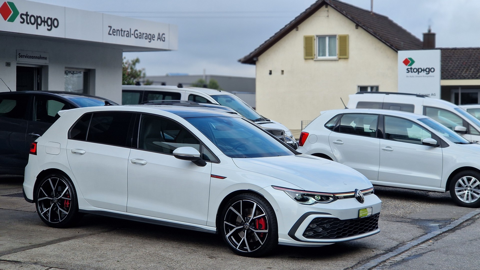 VW Golf 2.0 TSI GTI DSG-image-0