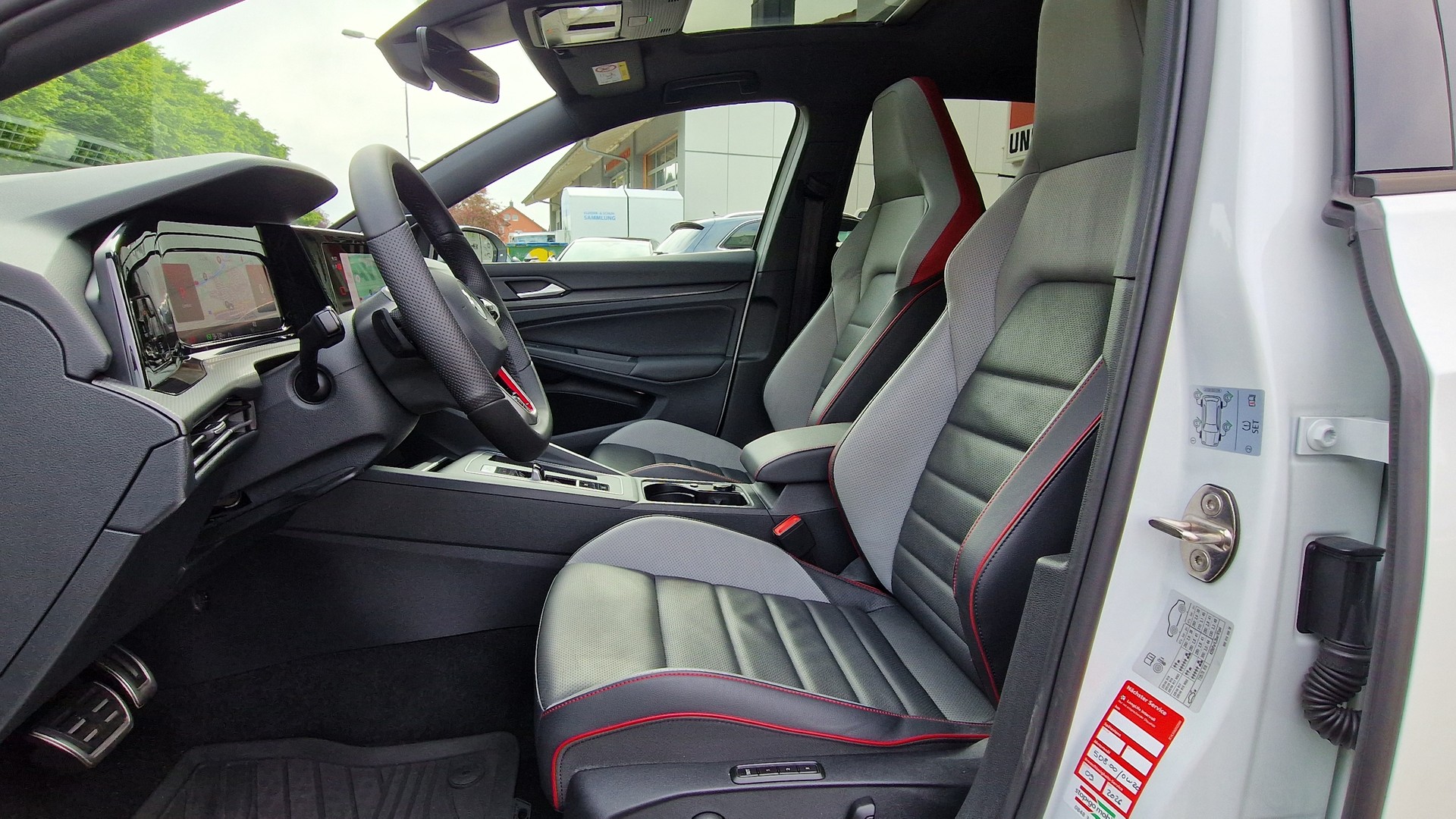 VW Golf 2.0 TSI GTI DSG-image-6