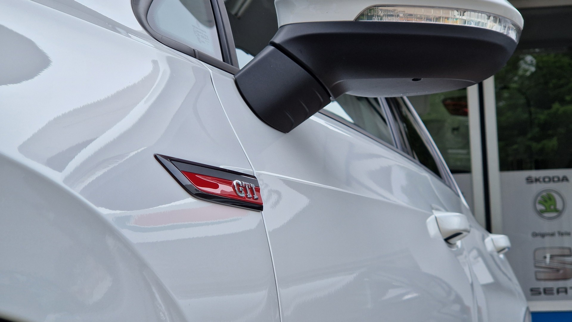 VW Golf 2.0 TSI GTI DSG-image-5
