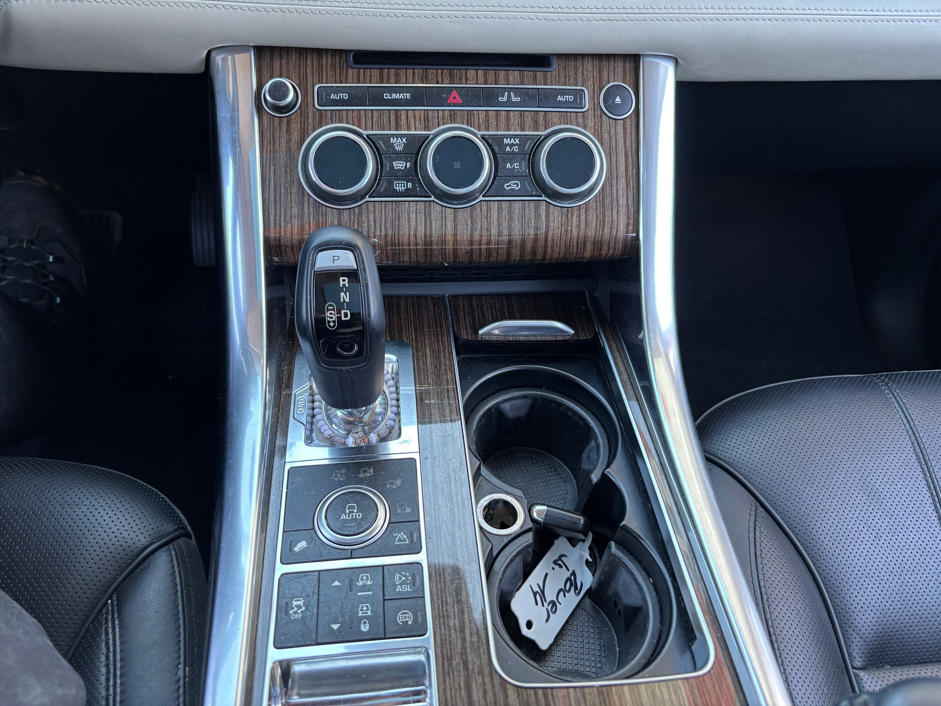 LAND ROVER Range Rover Sport 3.0 SDV6 Autobiography Automatic-image-12