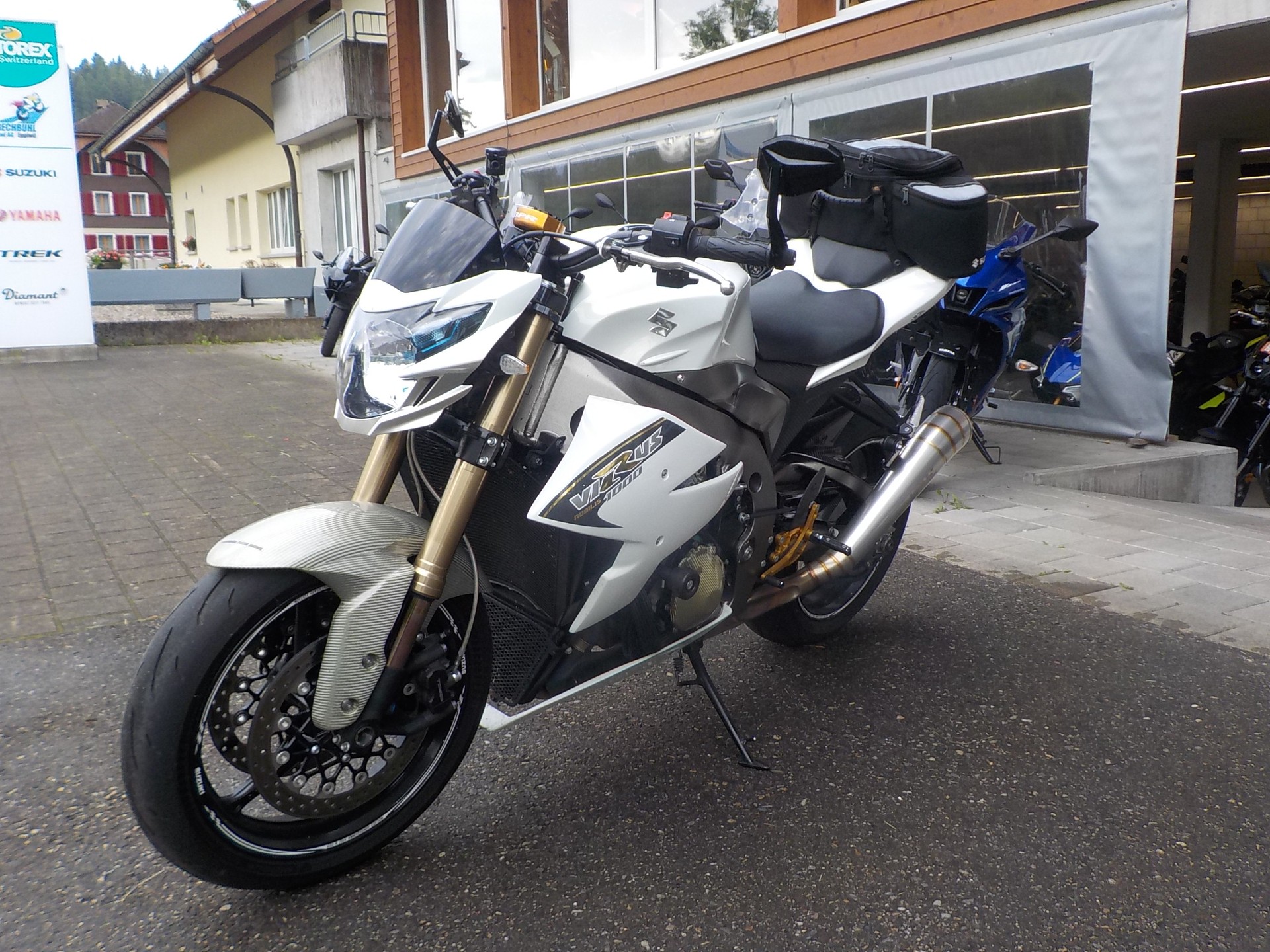 SUZUKI GSR 1000 Virus-image-2