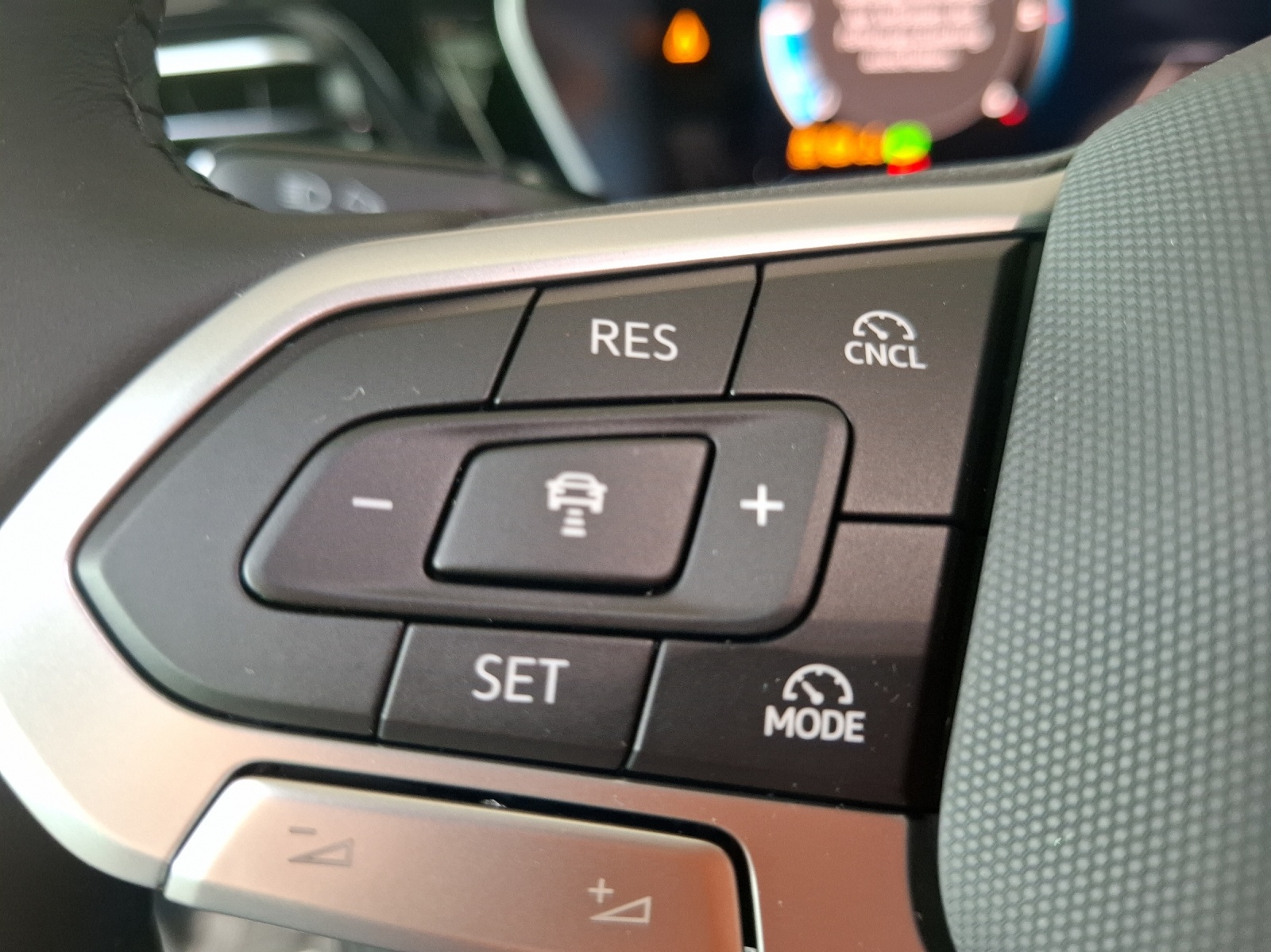 VW Caddy 2.0 TDI Style DSG-image-15