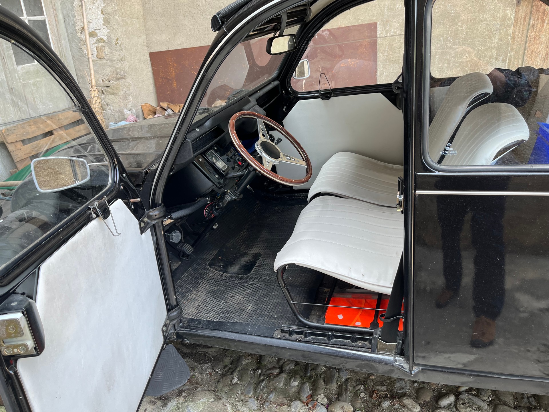CITROEN 2CV6 Charleston-image-1