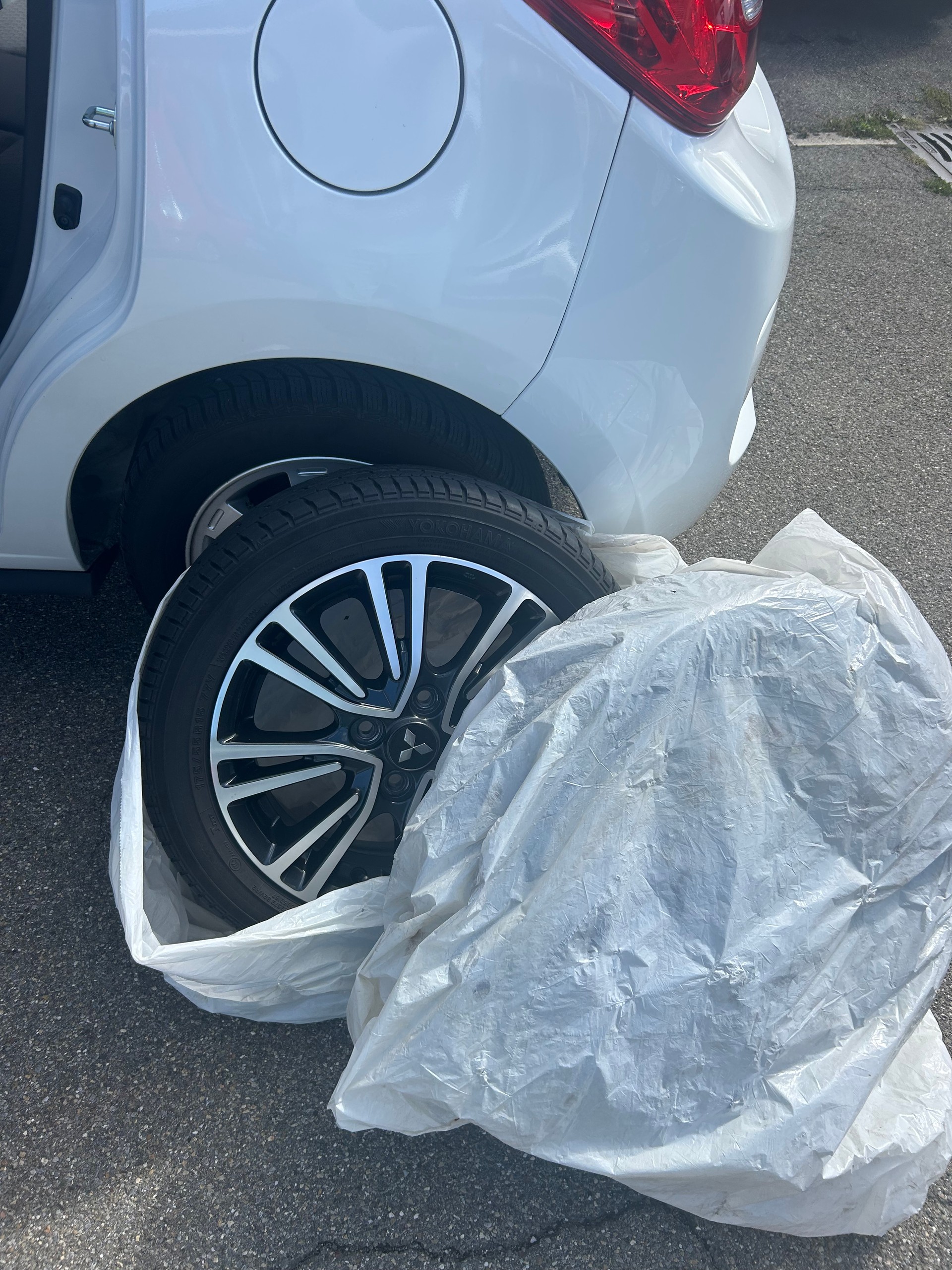MITSUBISHI Space Star 1.2 Value Anniversary CVT-image-3