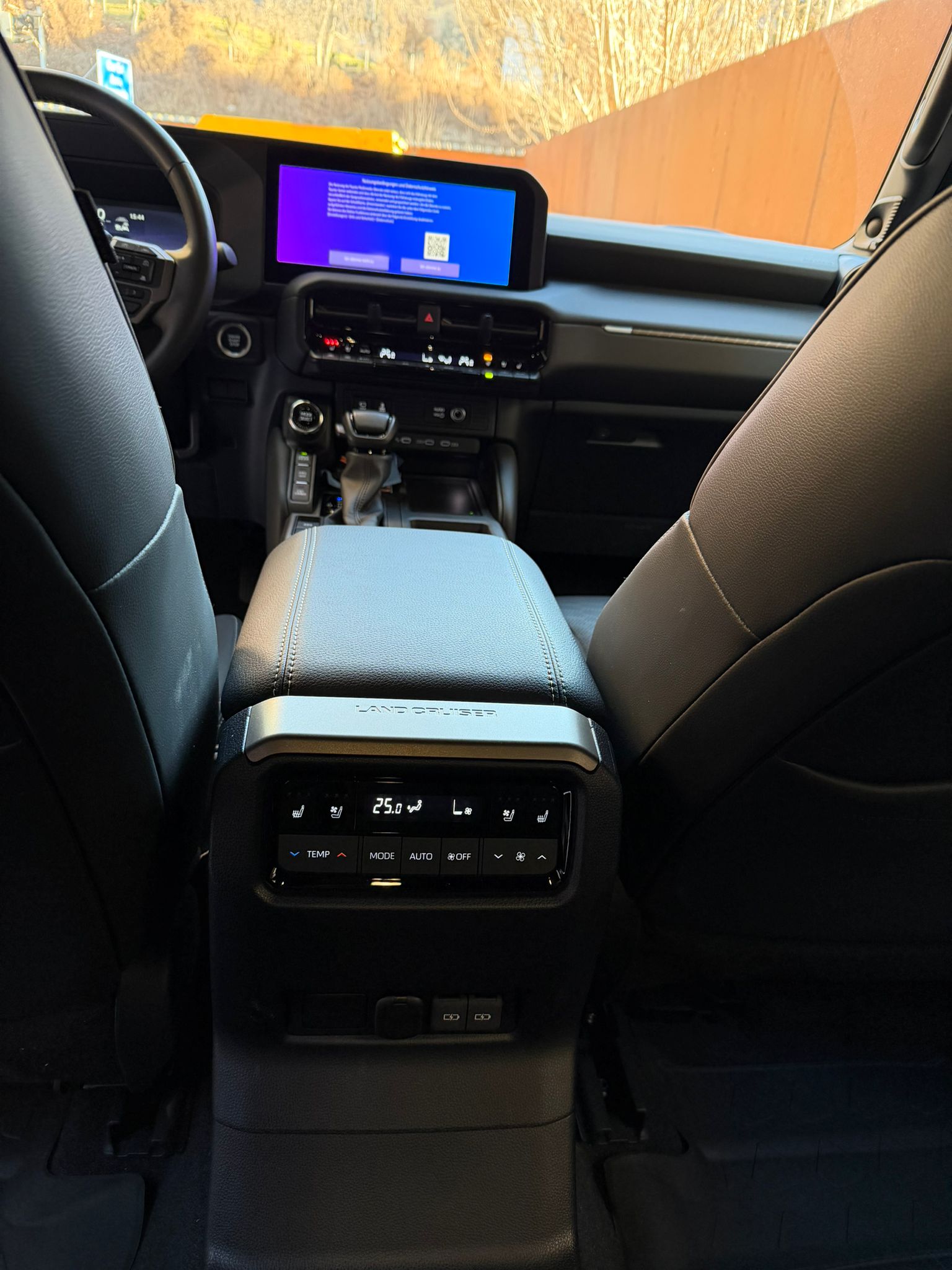 TOYOTA Land Cruiser 2.8TD First Edition-image-14