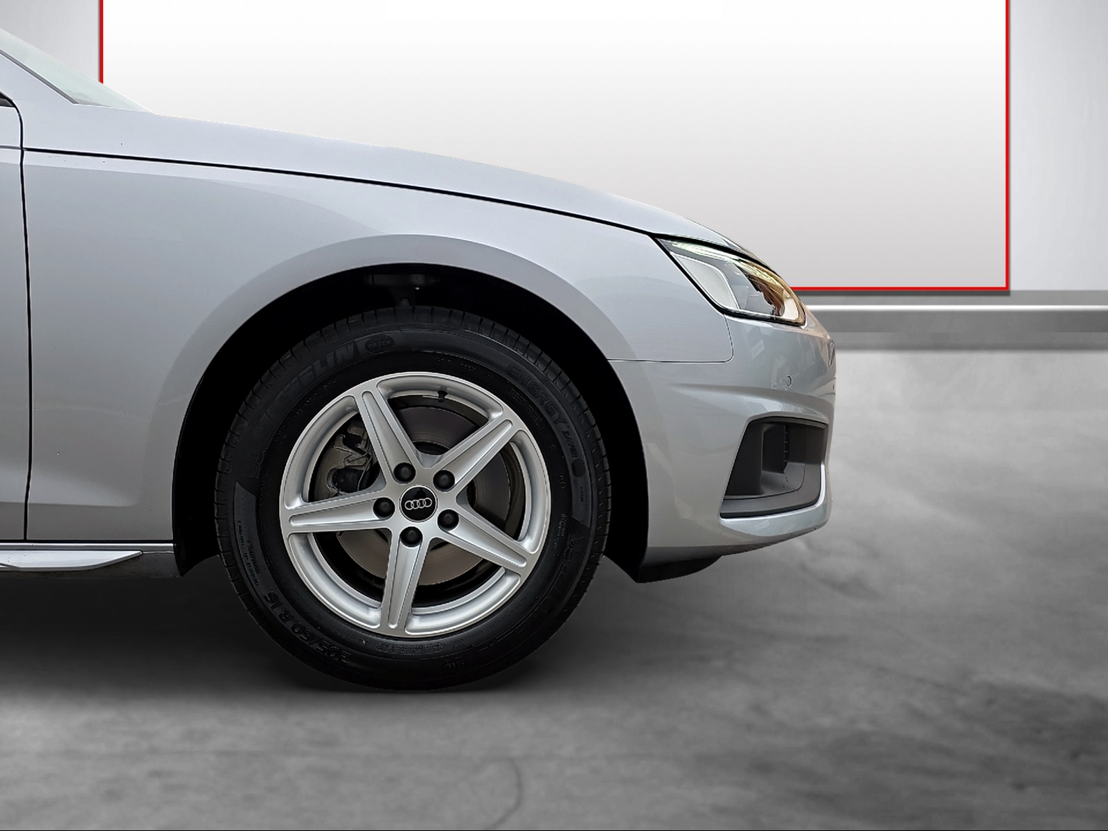 AUDI A4 Avant 35 TDI S-tronic-image-14