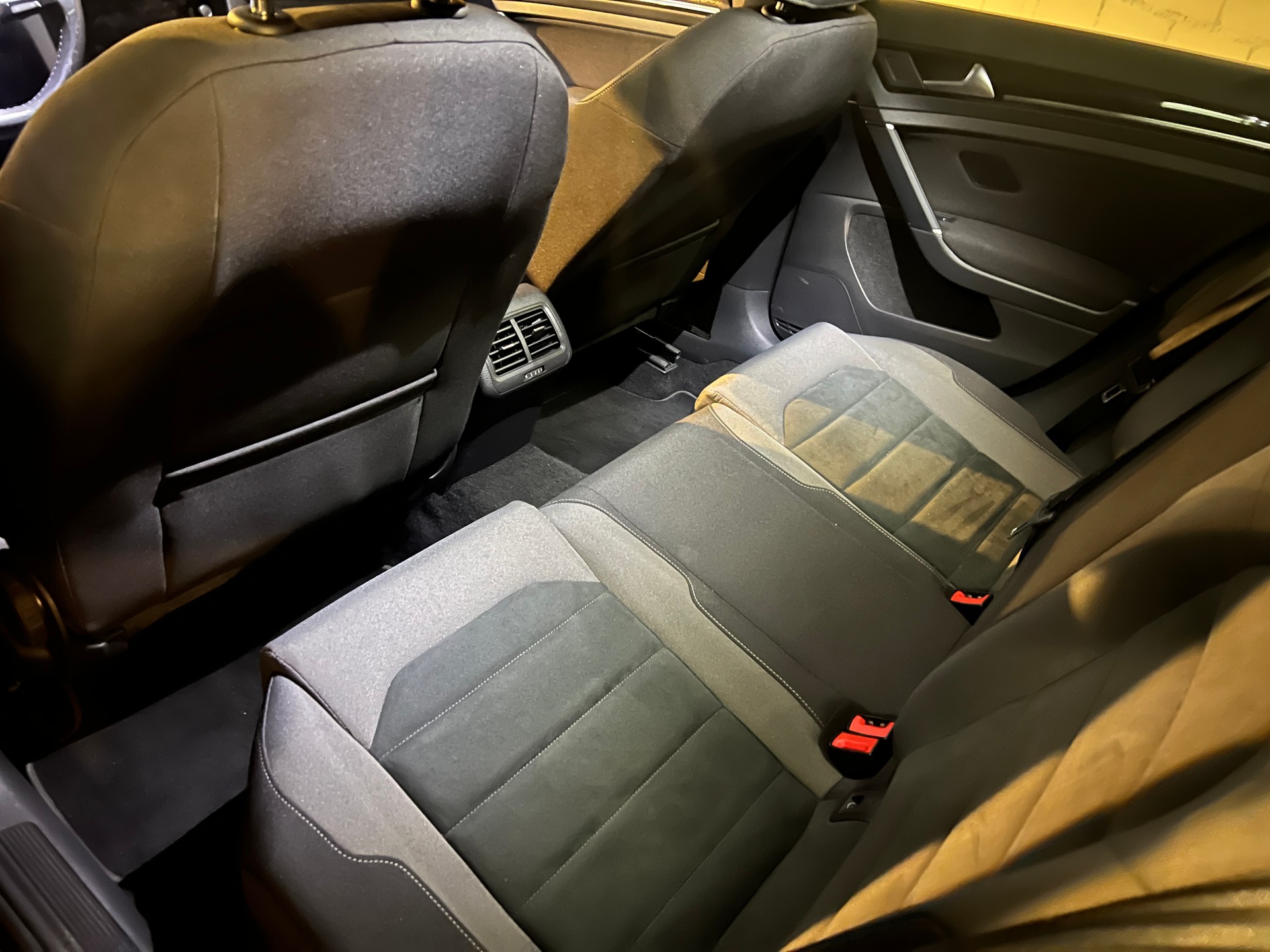 VW Golf 1.5 TSI EVO Highline DSG-image-8