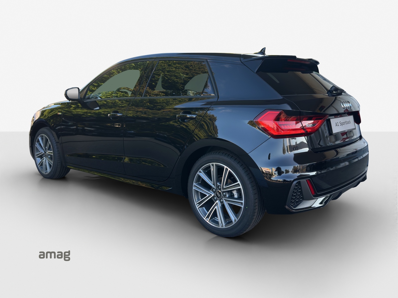AUDI A1 Sportback 35 TFSI S Line S-tronic-image-2
