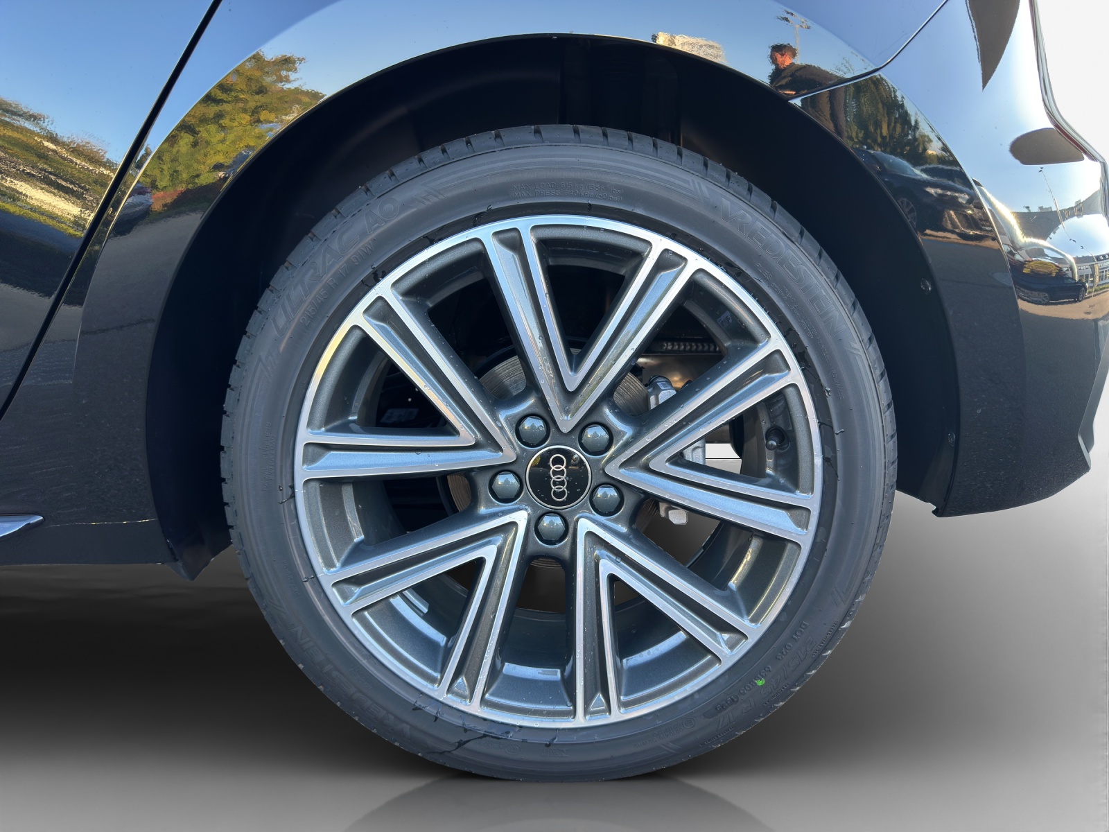 AUDI A1 Sportback 35 TFSI S Line S-tronic-image-13