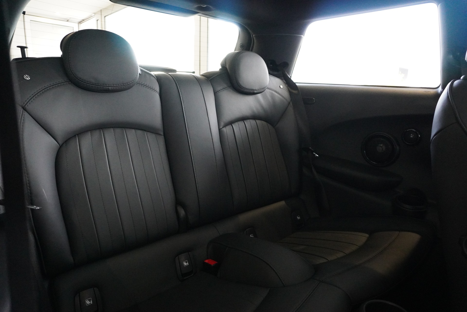 MINI Cooper John Cooper Works Steptronic-image-14
