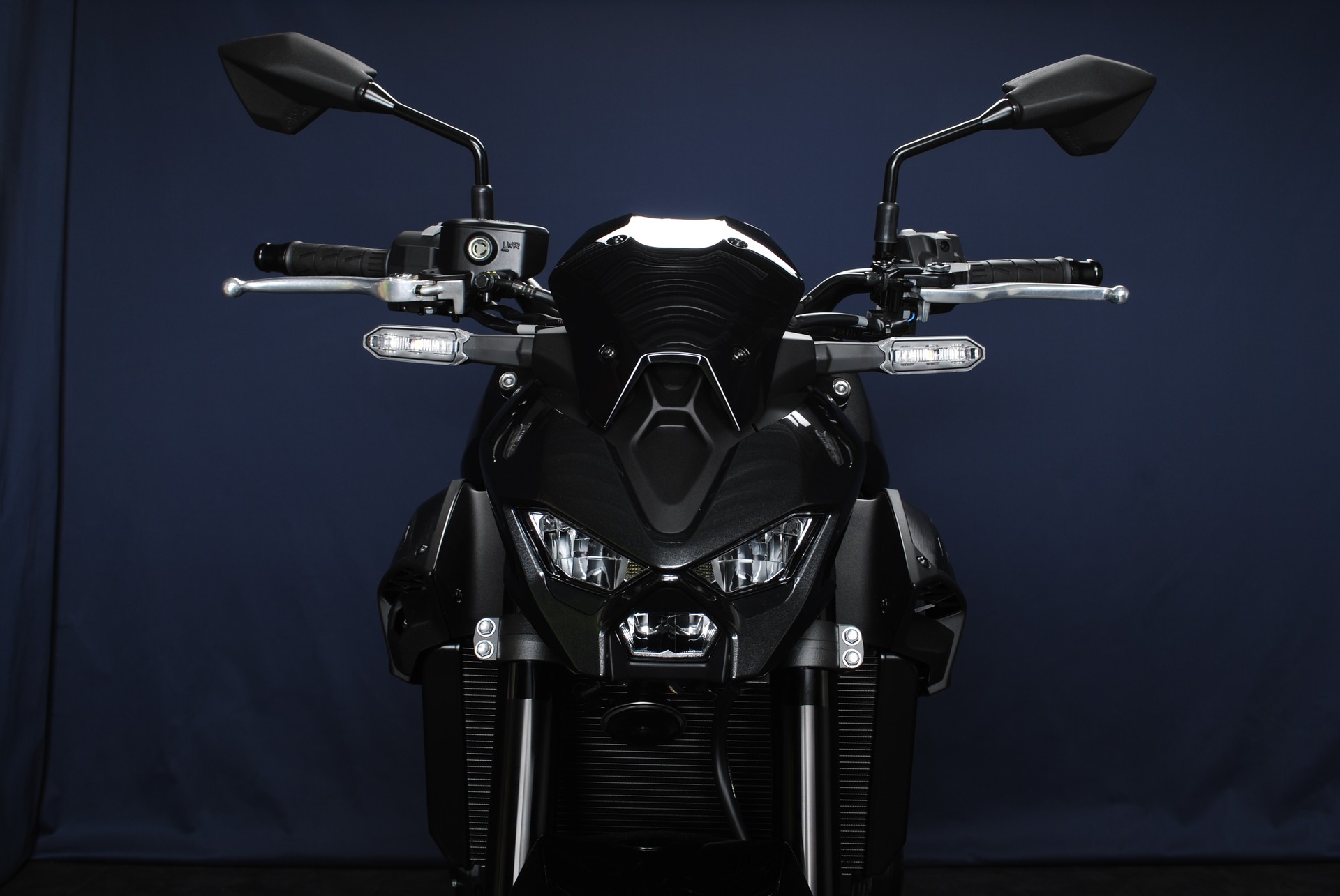 KAWASAKI Z 900 (35kW) MY26-image-6