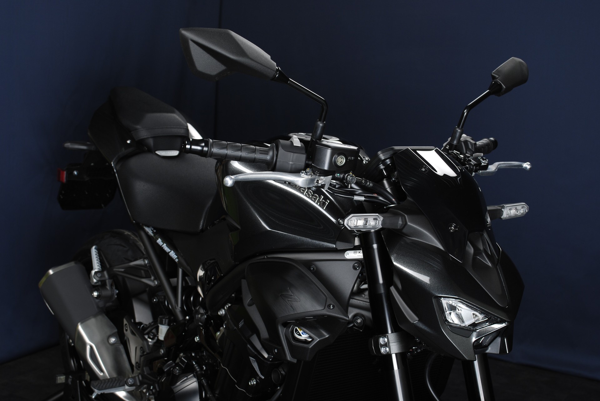 KAWASAKI Z 900 (35kW) MY26-showroom-element-3