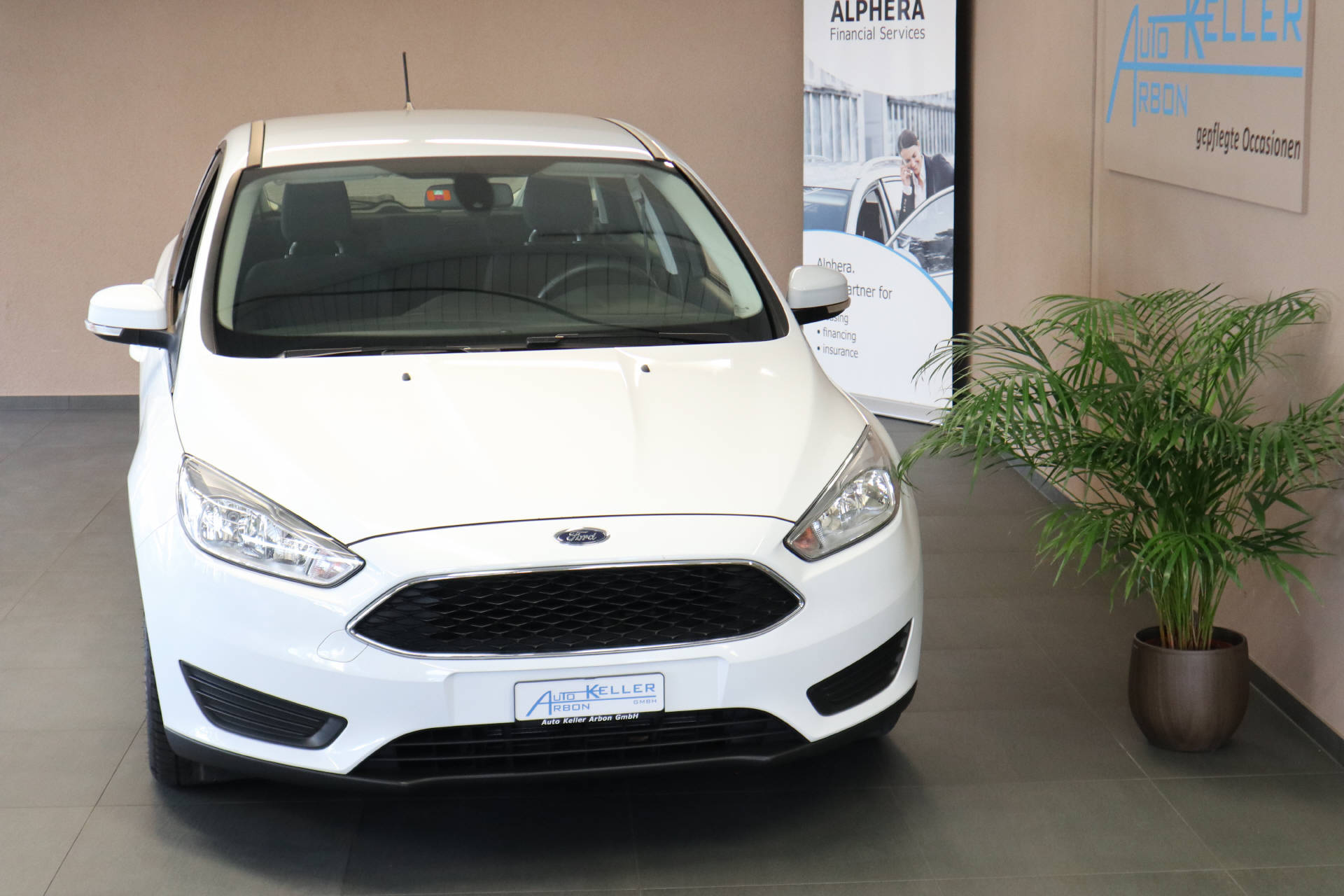 FORD Focus 1.0i EcoB Trend-image-2