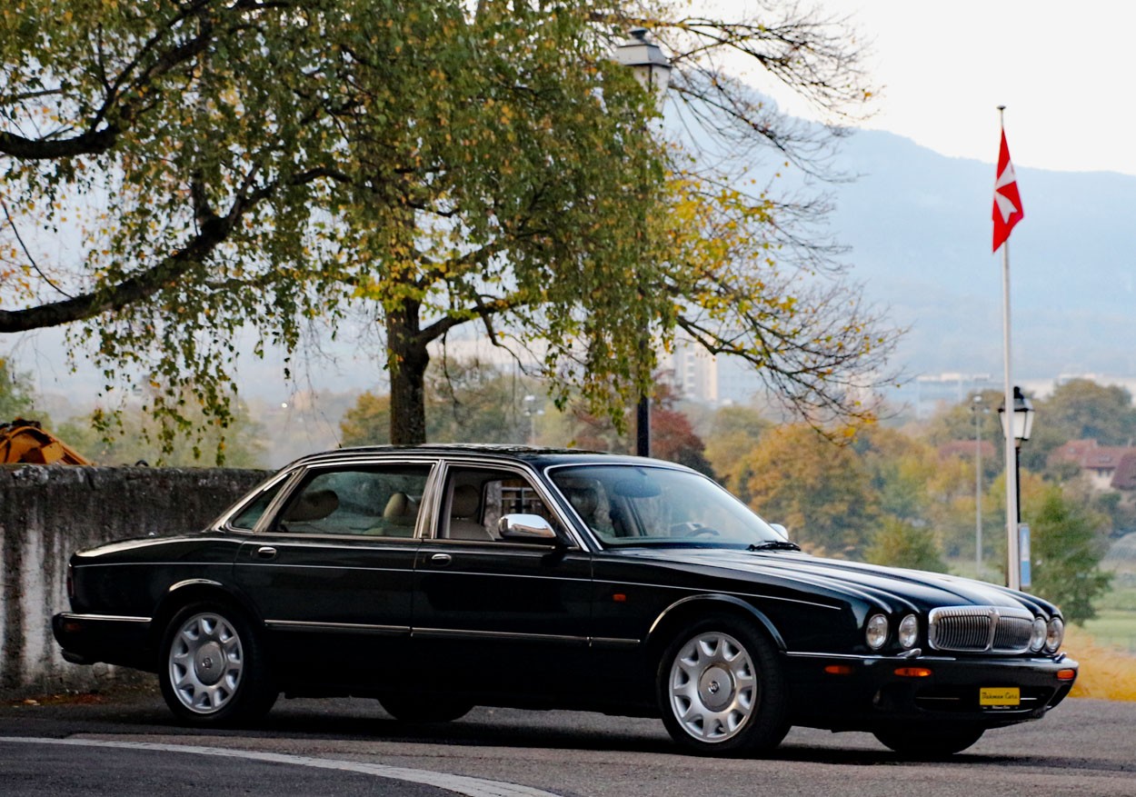 DAIMLER Super V8 4.0 S/C-image-25